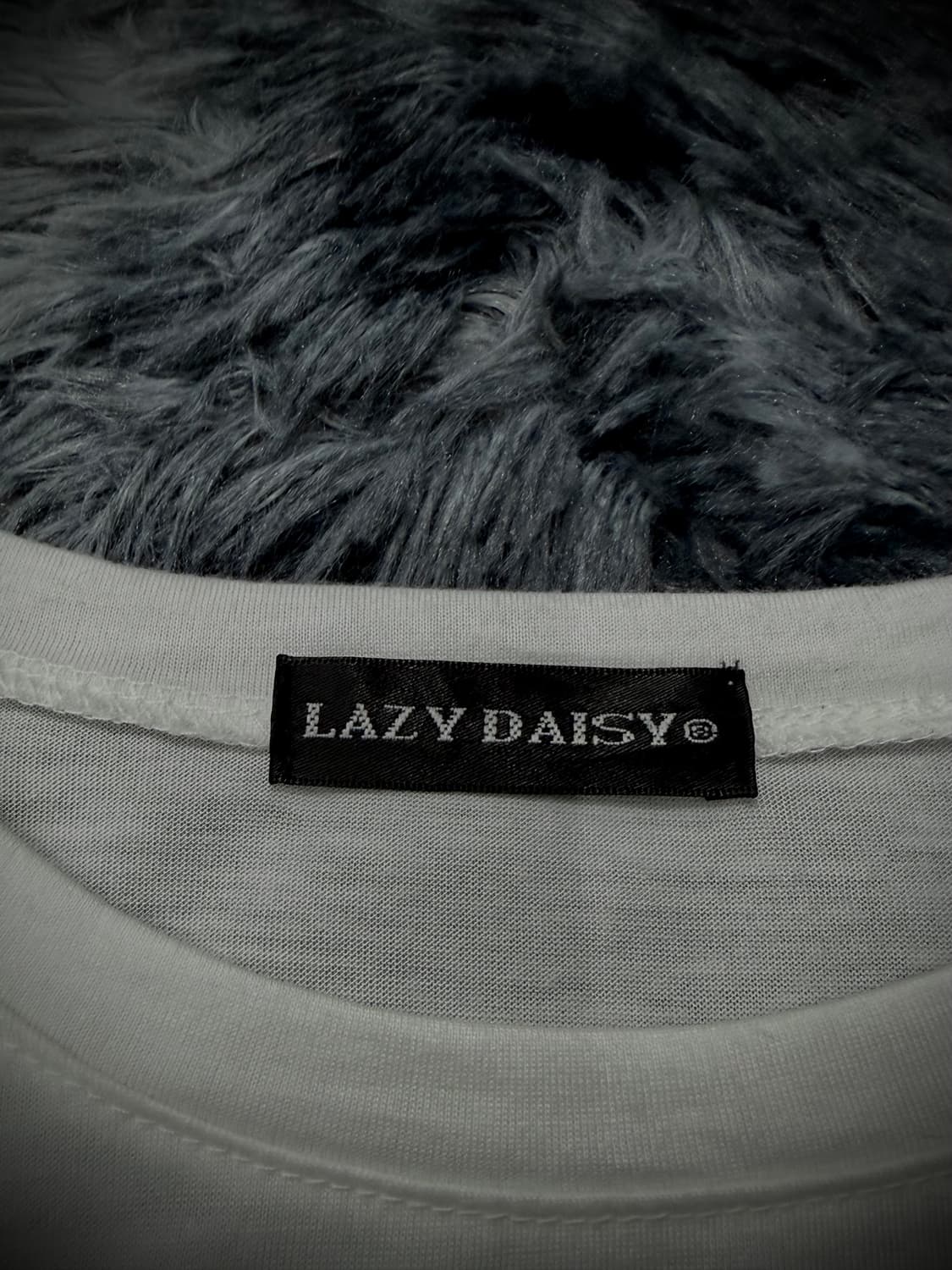 Lazy Daisy 라인스톤 크로스 롱슬리브 상품이미지9