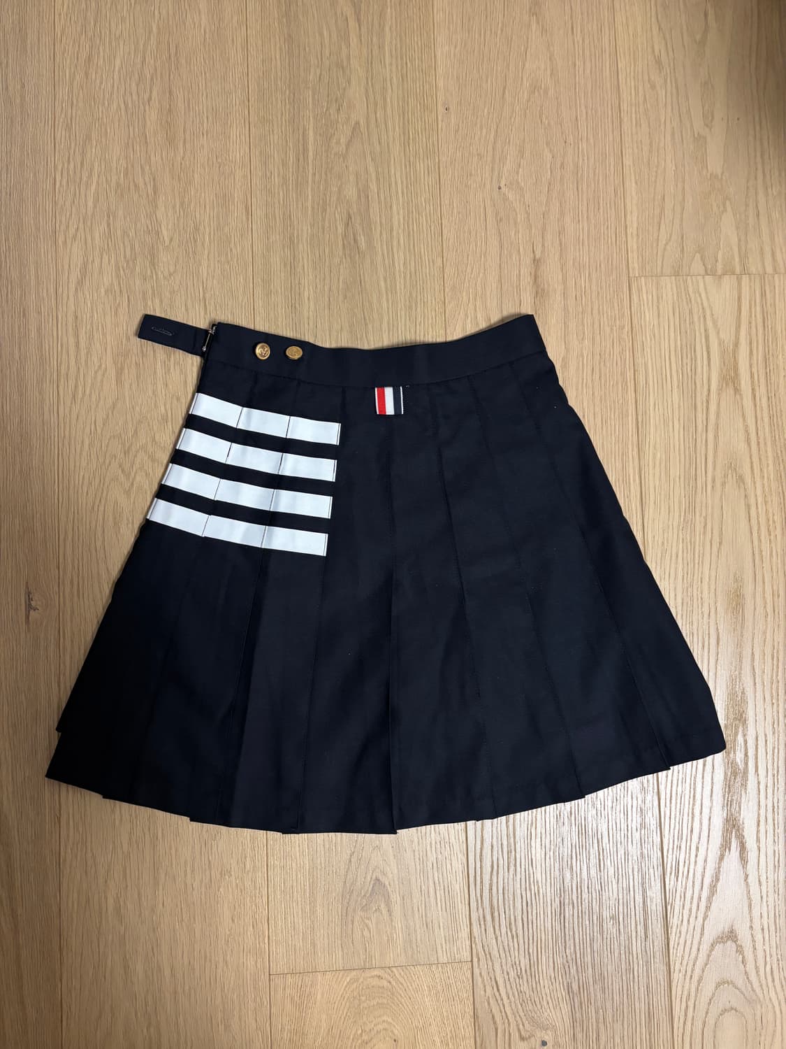 톰브라운 스커트 상품이미지3