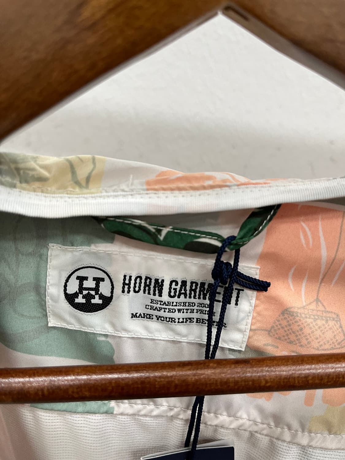 여) 마크앤로나 혼가먼트 바람막이  상품이미지2