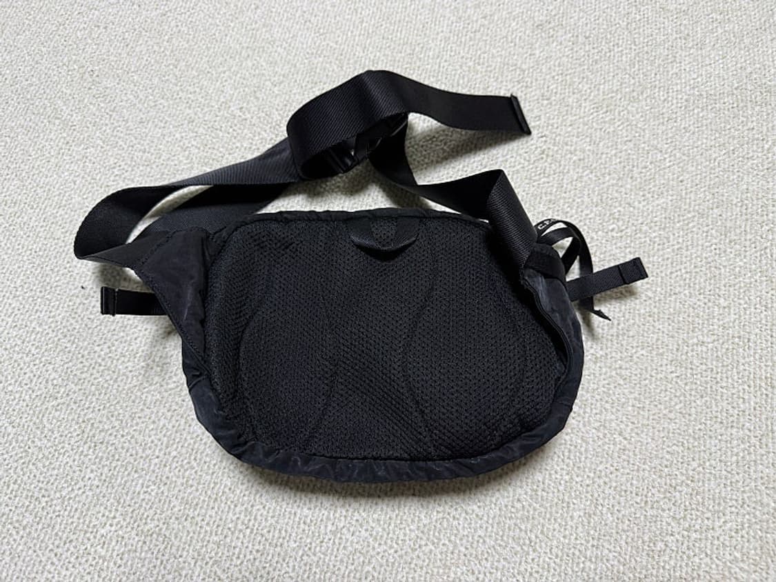 C.P 컴퍼니 힙색 상품이미지2