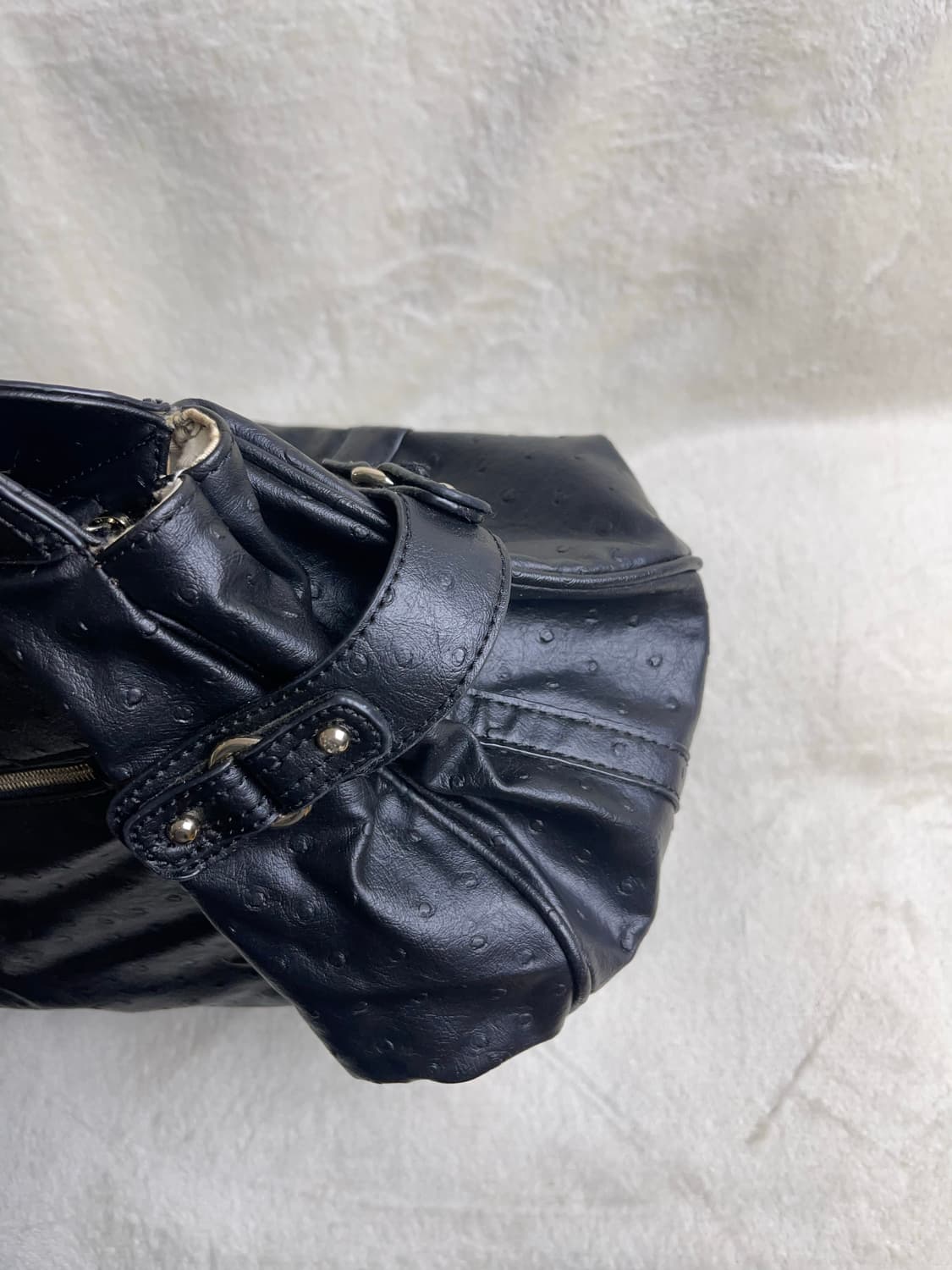 게스 가죽 핸드백 상품이미지4