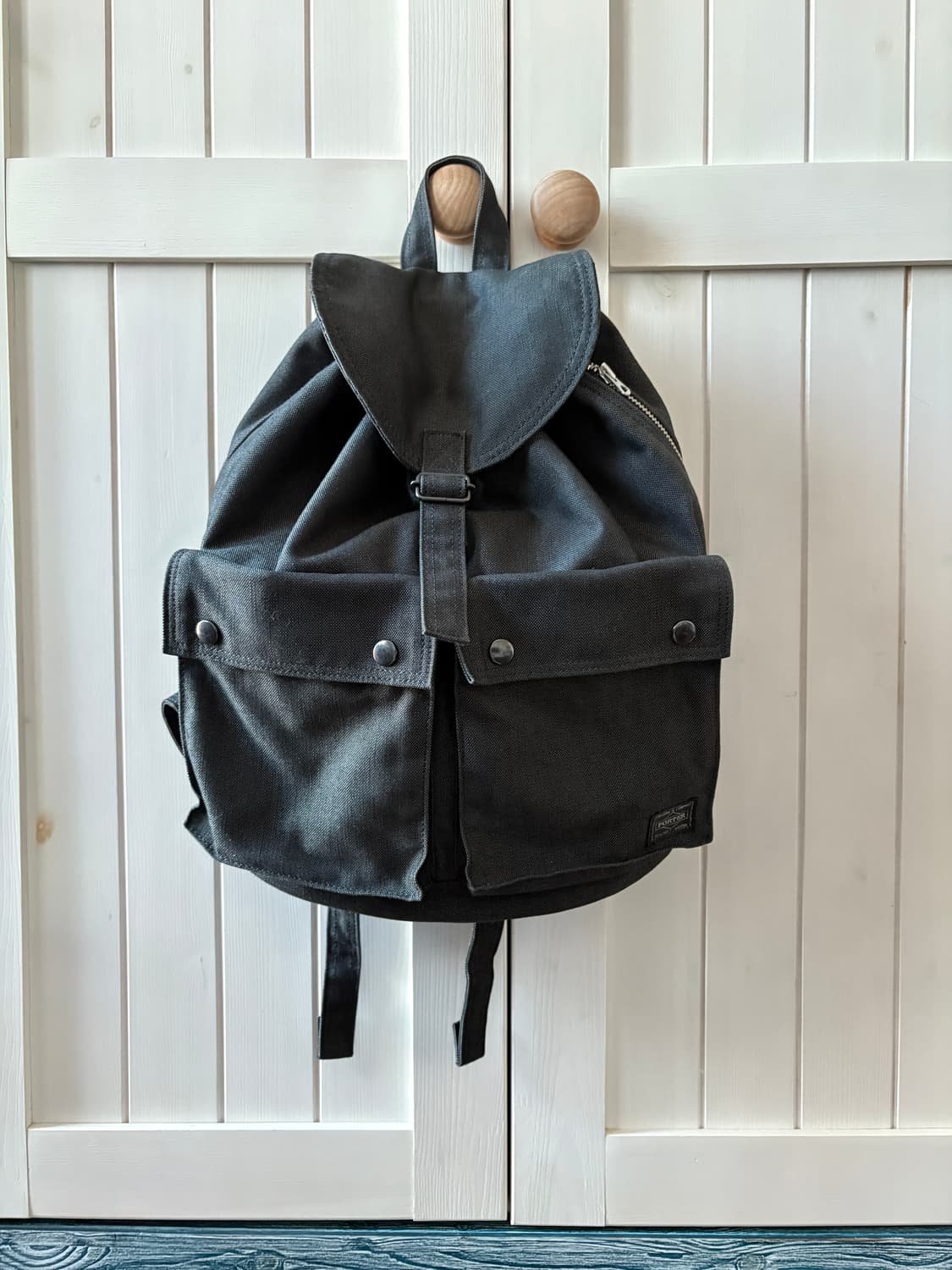 포터 스모키 럭색 백팩 차콜 그레이 상품이미지1