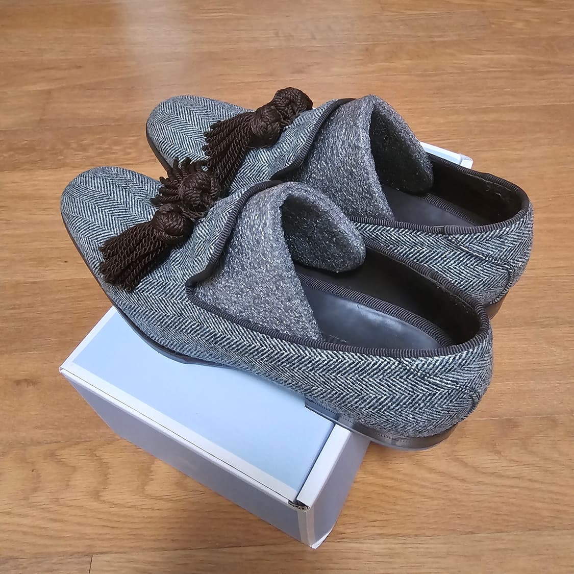 지미추 헤링본 테슬로퍼 40.5 상품이미지3