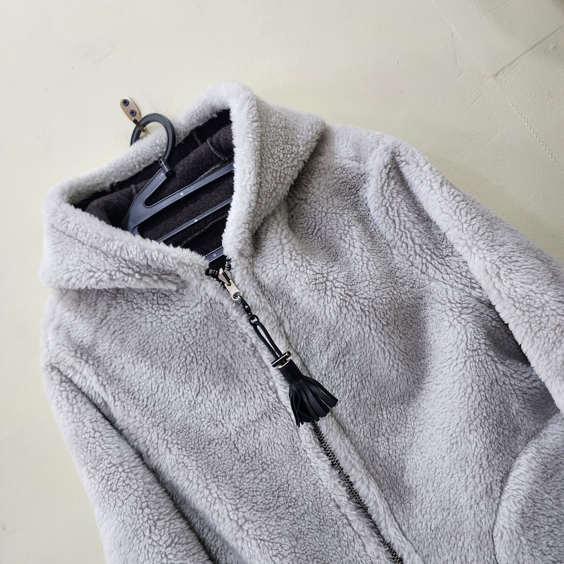 [S] DEWL 보아 양모 후드 코트 (그레이) 상품이미지2