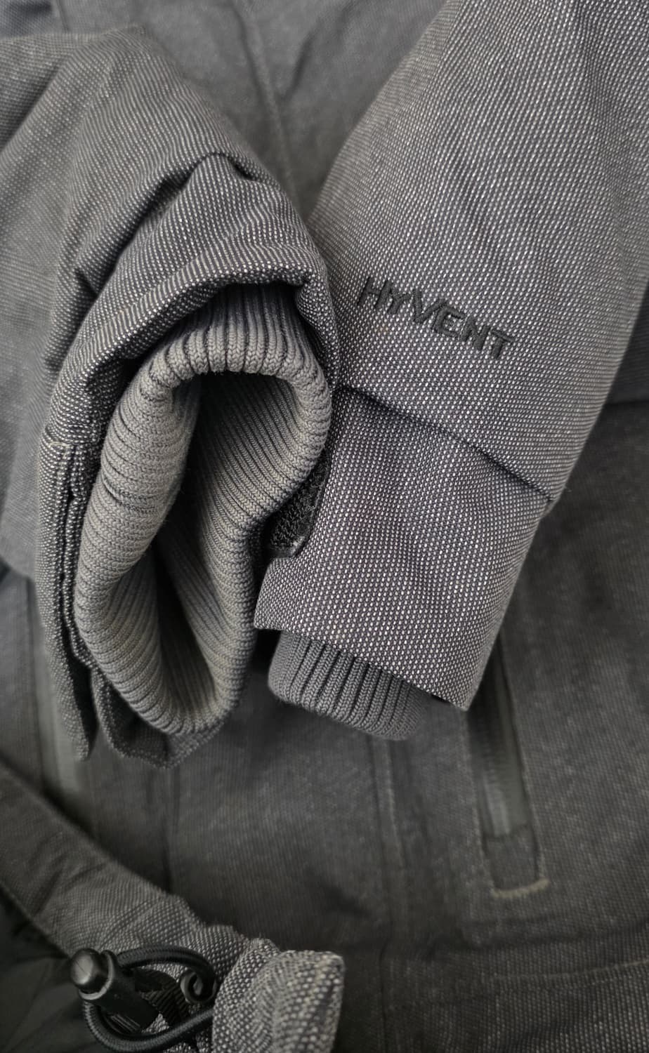 노스페이스 북미한정판 하이벤트 다운 패딩
새상품급 M~L 상품이미지3