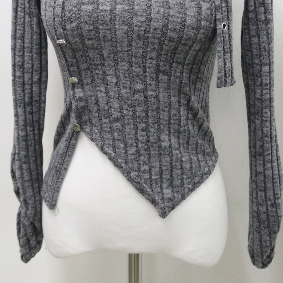 홀터넥 오프숄더 니트 66831 상품이미지4