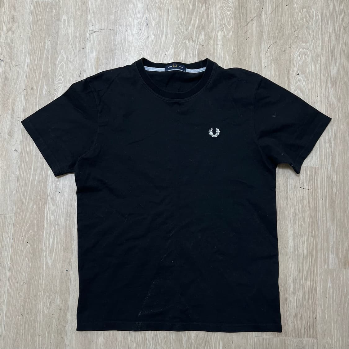 프레드페리 월계수 로고 라운드 반팔티 L/100  상품이미지1