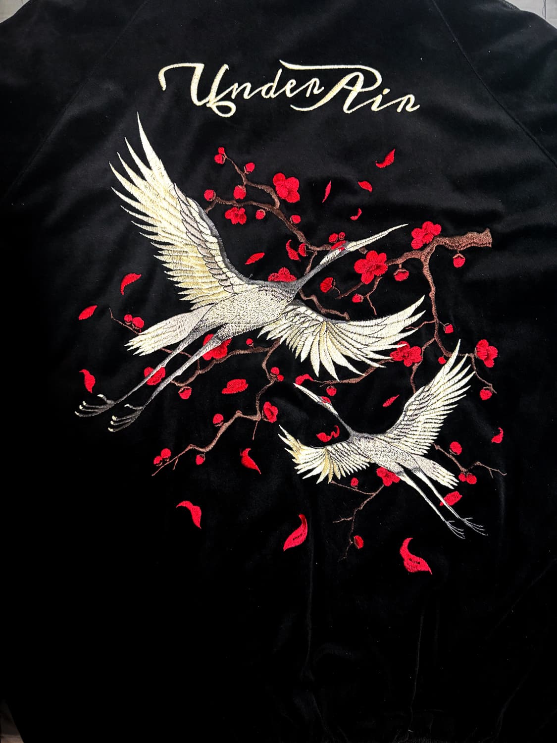 언더에어 벨벳 자수 스카쟌 46 상품이미지2