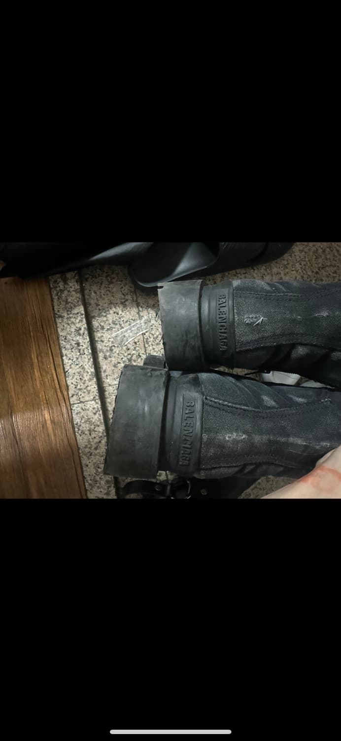 발렌시아가 스트라이크 부츠 45 상품이미지2