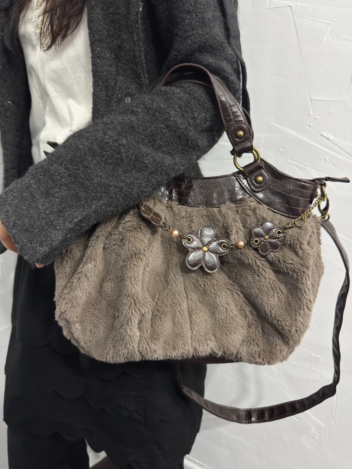 hush hush fur design shoulderbag 상품이미지1