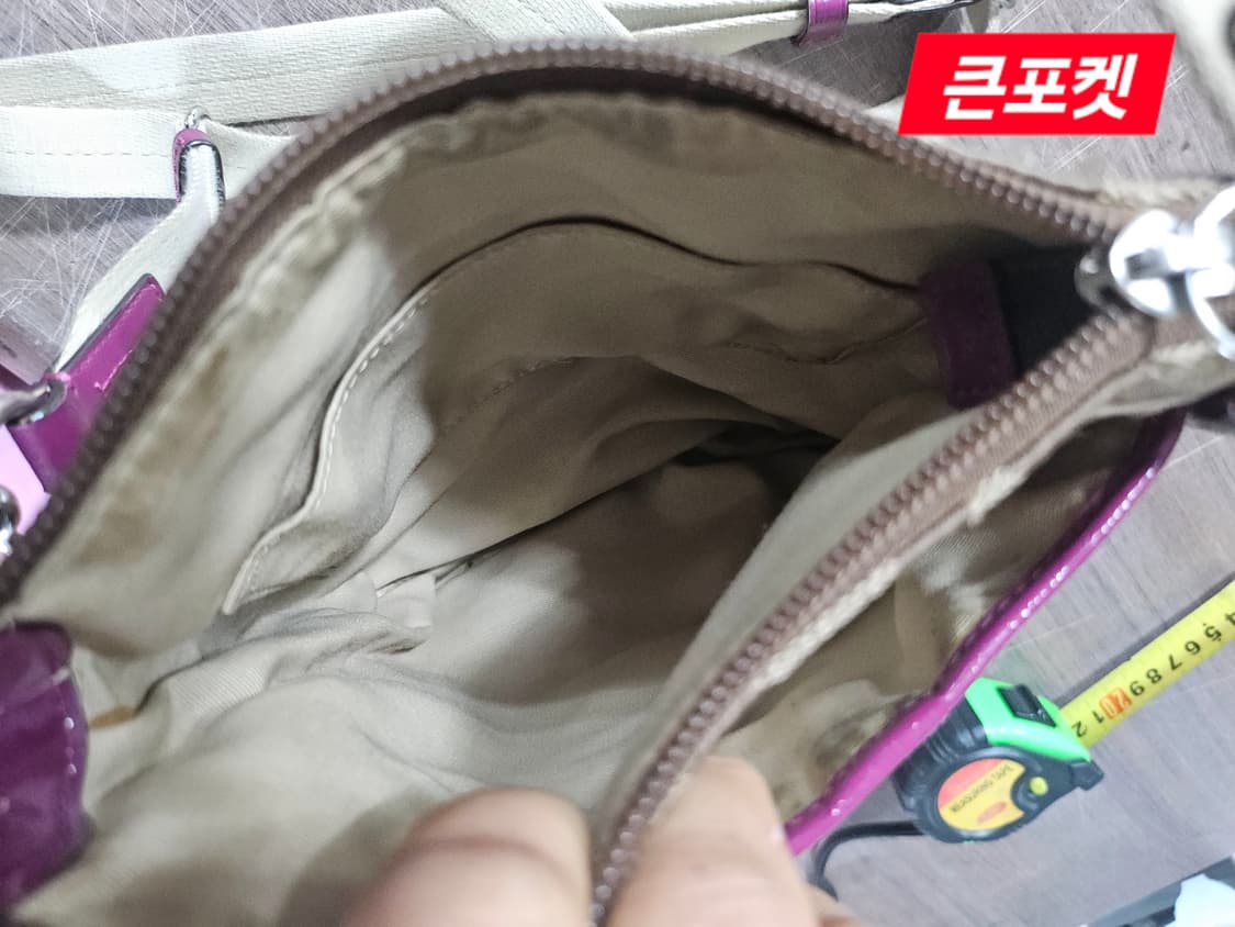 [F] 코치 시그니처로고 퍼플핑크 크로스백 가방 상품이미지6