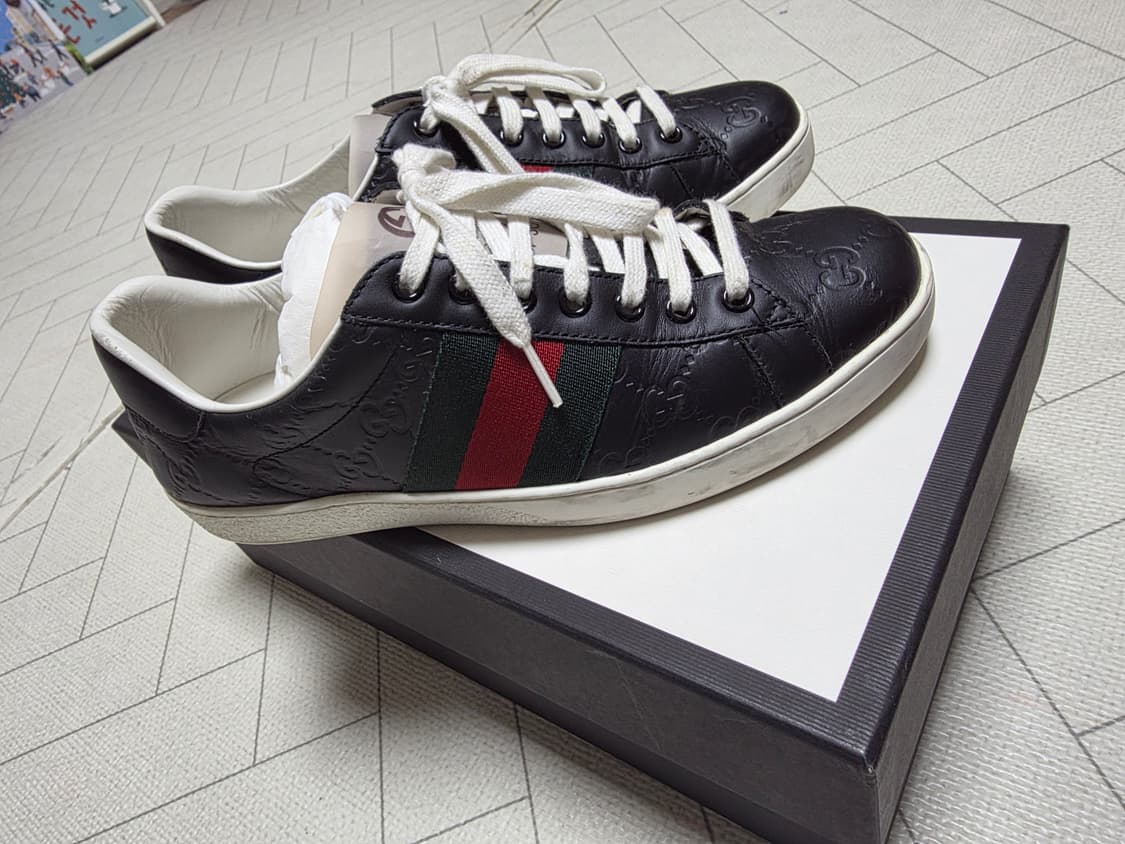 GUCCI 남성 스니커즈 (265) 판매 상품이미지4