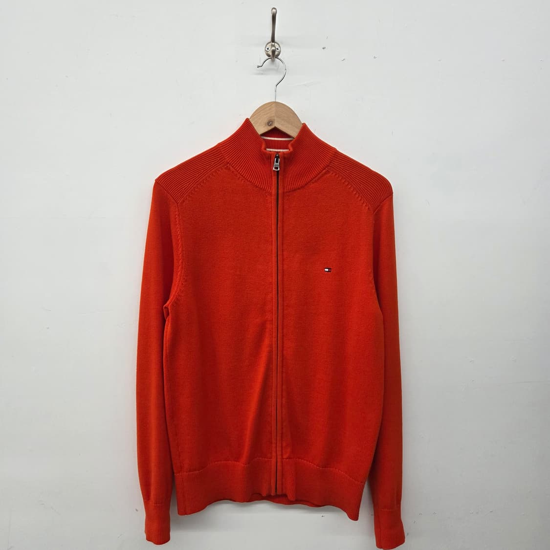 타미힐피거 오렌지색 니트 집업 남성 S 상품이미지1