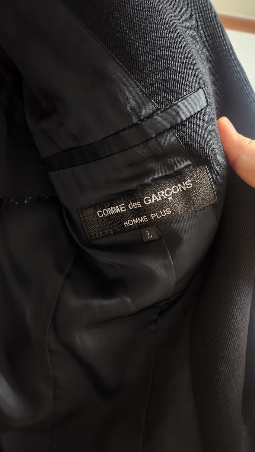 [103 사이즈감] 꼼데가르송 옴므플러스 17시즌 블레이저 L 상품이미지2