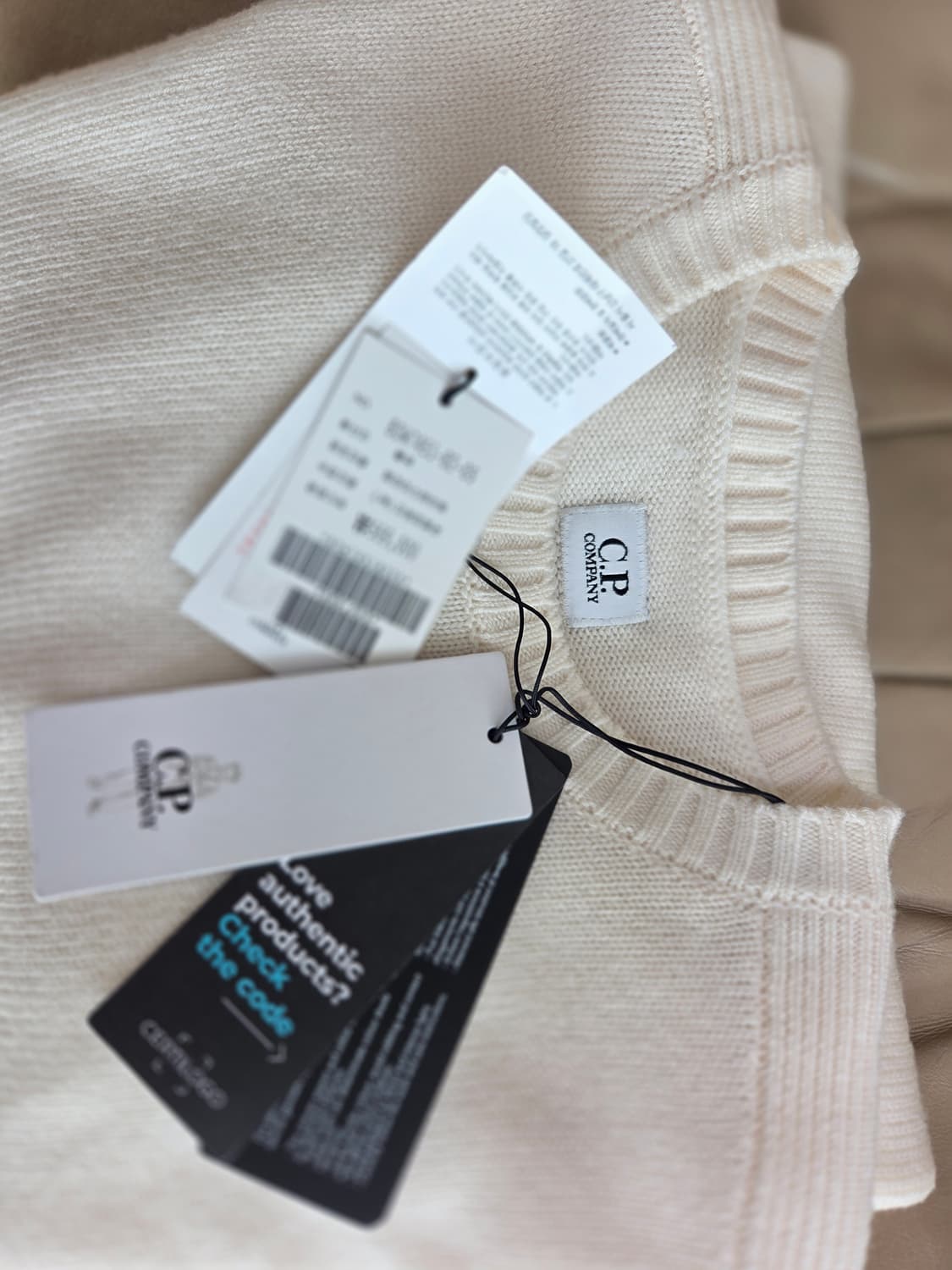 [정품] cp 컴퍼니 라나울 100% 오프화이트 렌즈 니트 XL size 상품이미지4