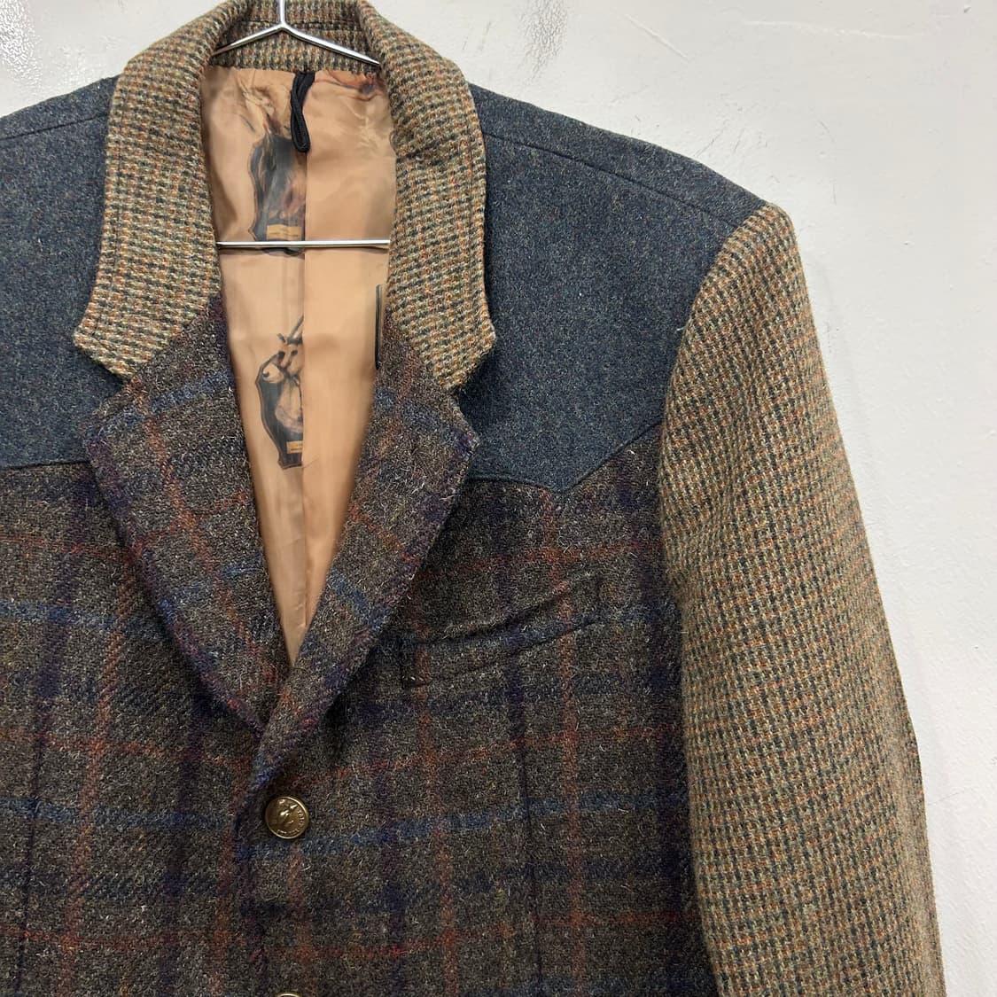 커스텀멜로우 브라스버튼 울 배색 체크 블레이져 상품이미지1