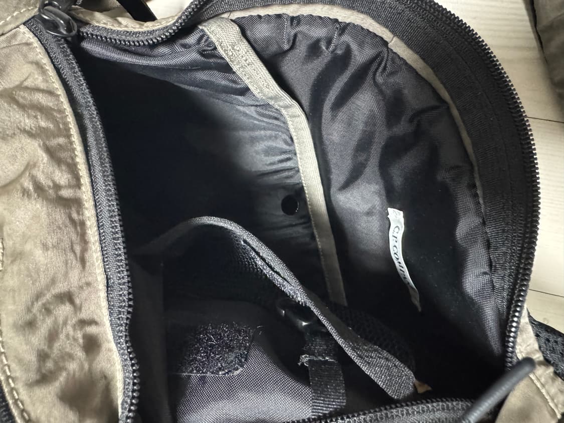 CP컴퍼니 나일론B크로스바디백 상품이미지4