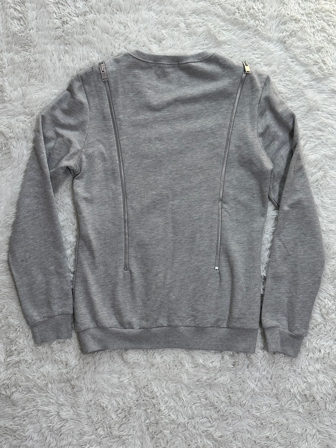 생로랑 그레이 지퍼 맨투맨 상품이미지6