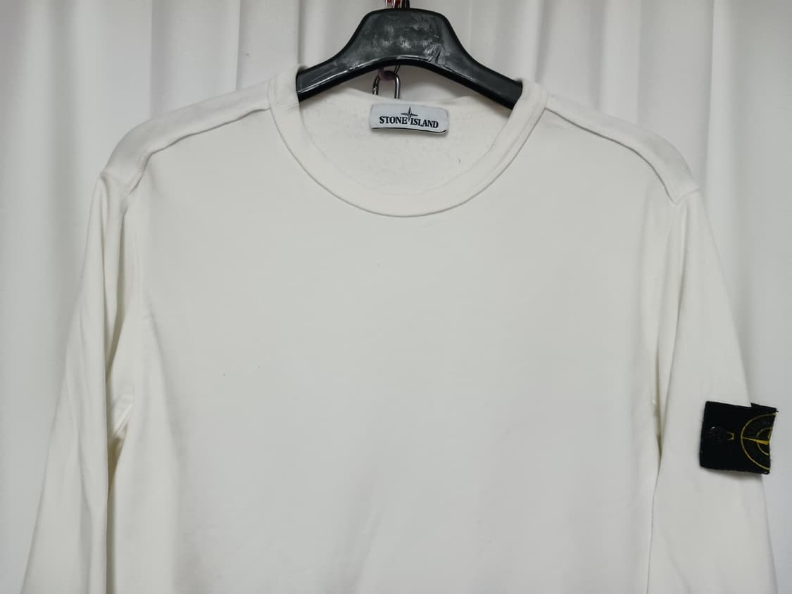 Stone island 스톤아일랜드 화이트 맨투맨 (95) 상품이미지3