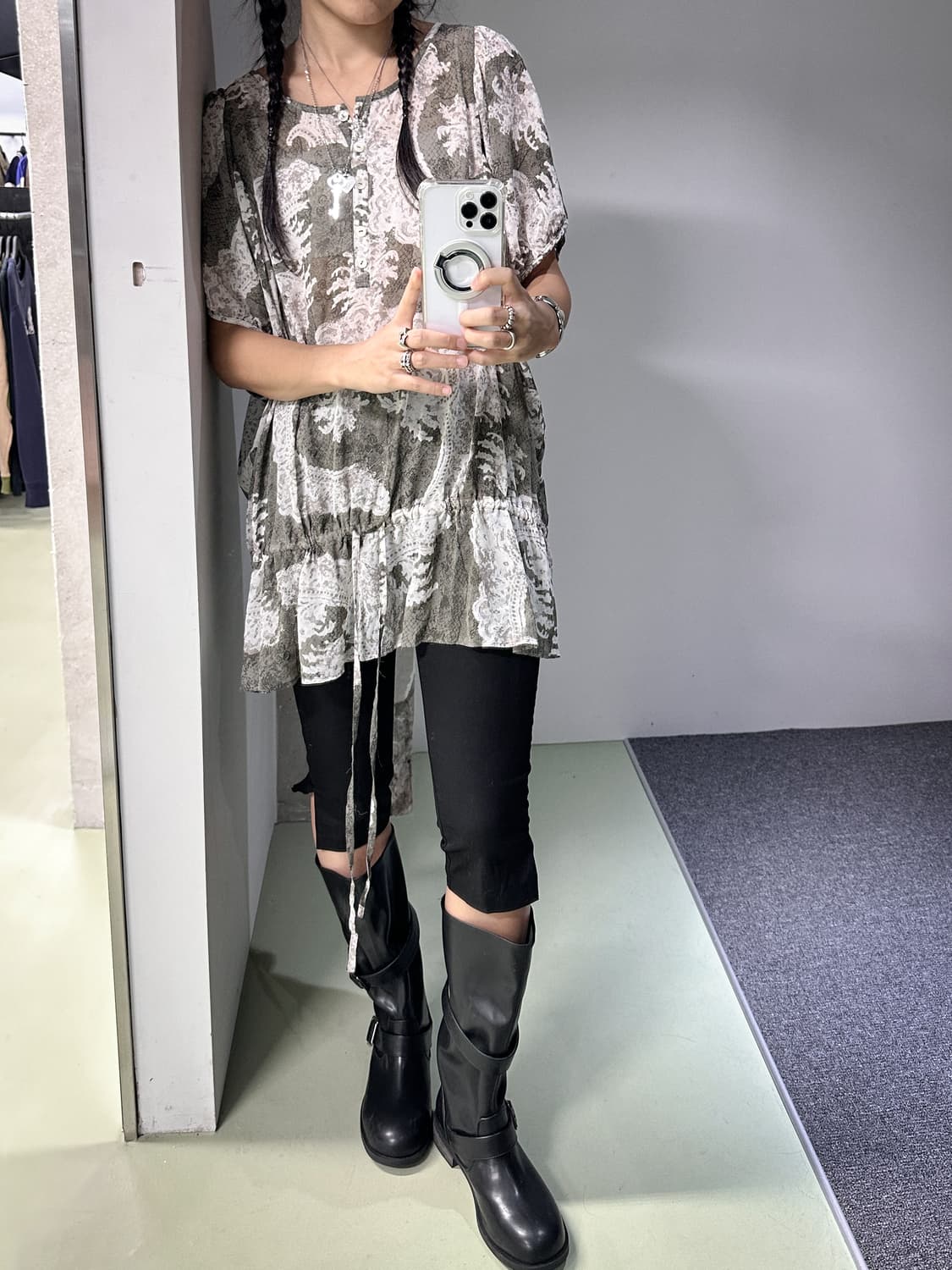 vintage khaki printed long strap top 상품이미지2
