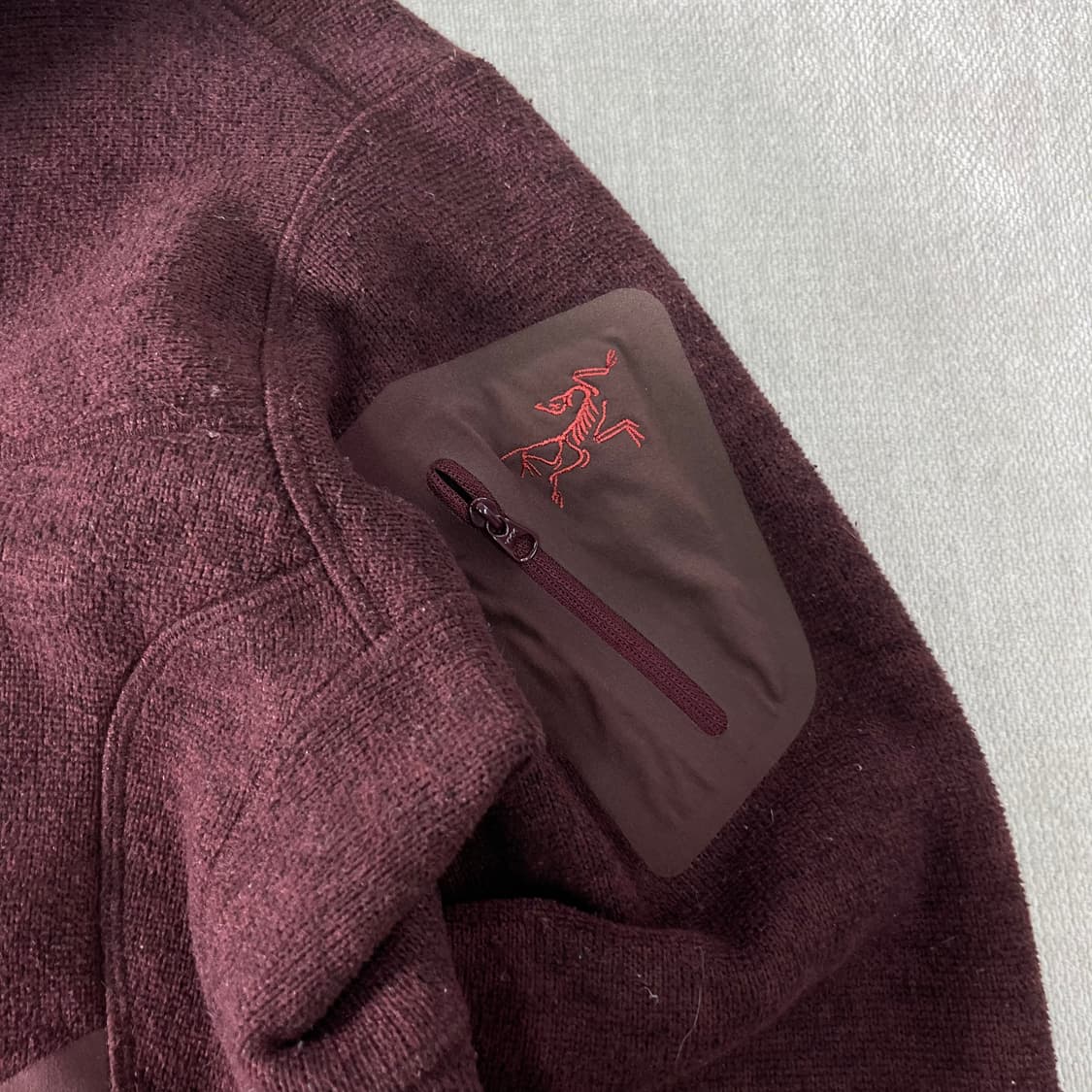 W95 아크테릭스 폴라텍 소프트쉘 버건디 플리스 자켓 상품이미지2