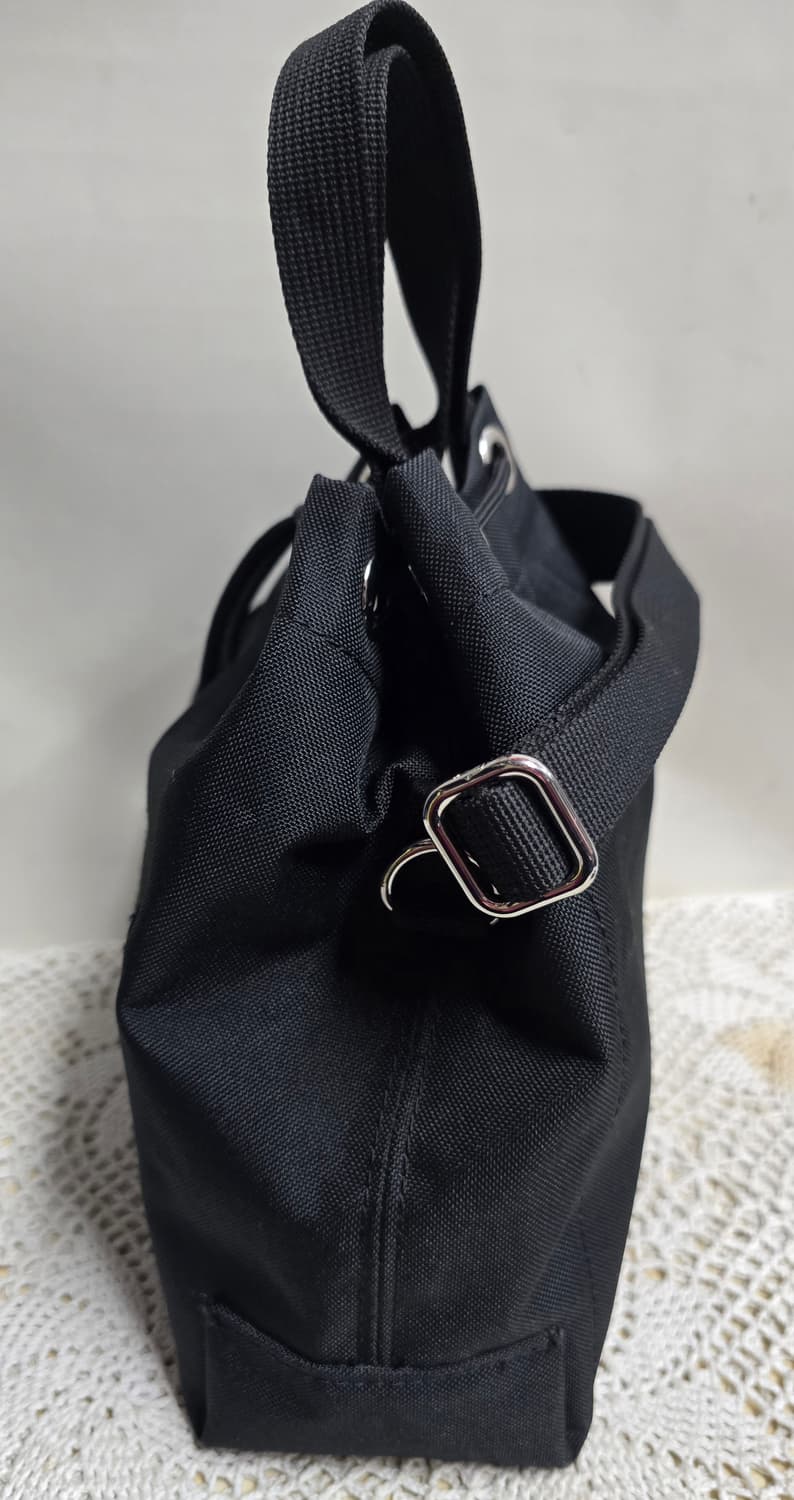 라코스테 블랙 드로우스트링 버킷백 상품이미지3