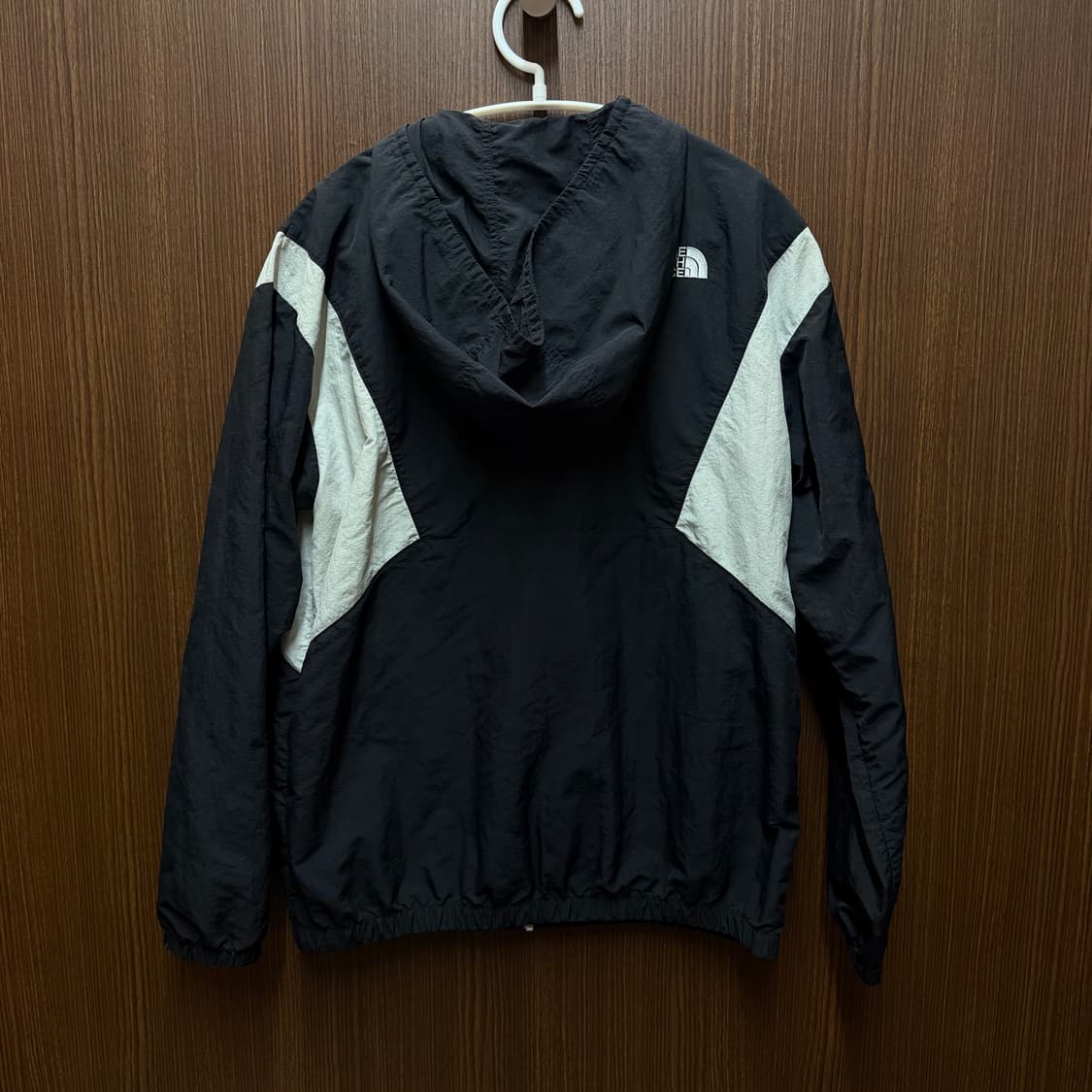 노스페이스 바람막이 160 상품이미지4