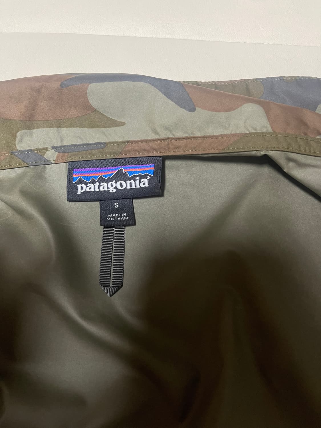 파타고니아 카모 라이트 배리어블 바람막이 자켓 상품이미지3