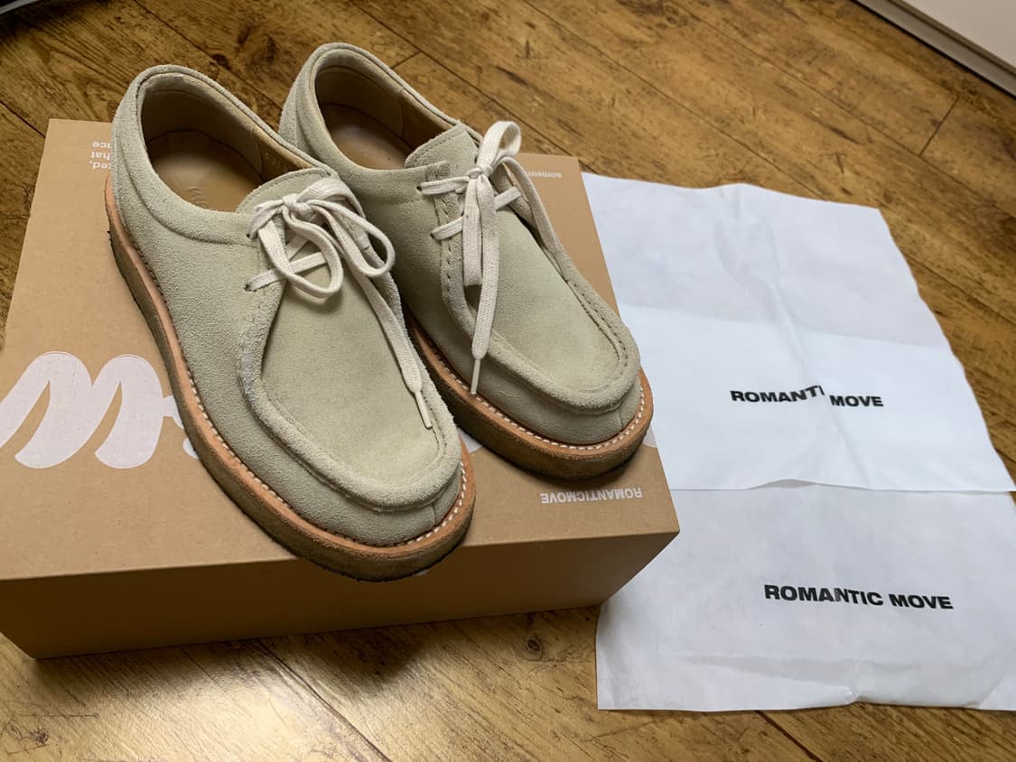 로맨틱무브 티롤리안 아이보리 255 팝니다 상품이미지2