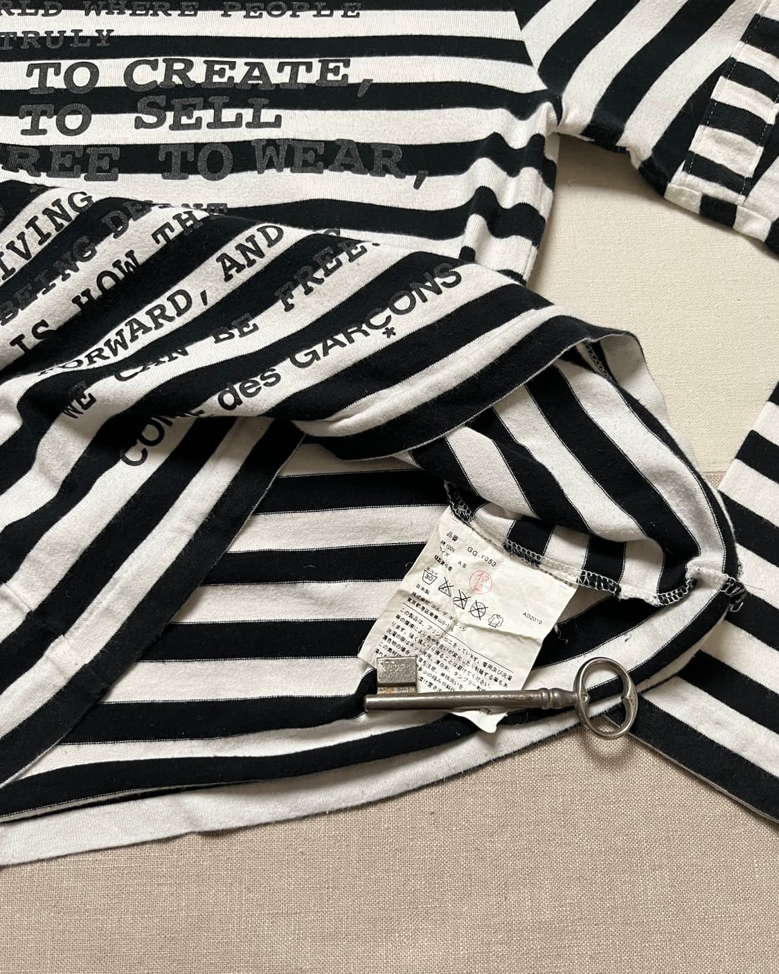 꼼데가르송 자유를 향한 시 스트라이프 티셔츠   상품이미지6