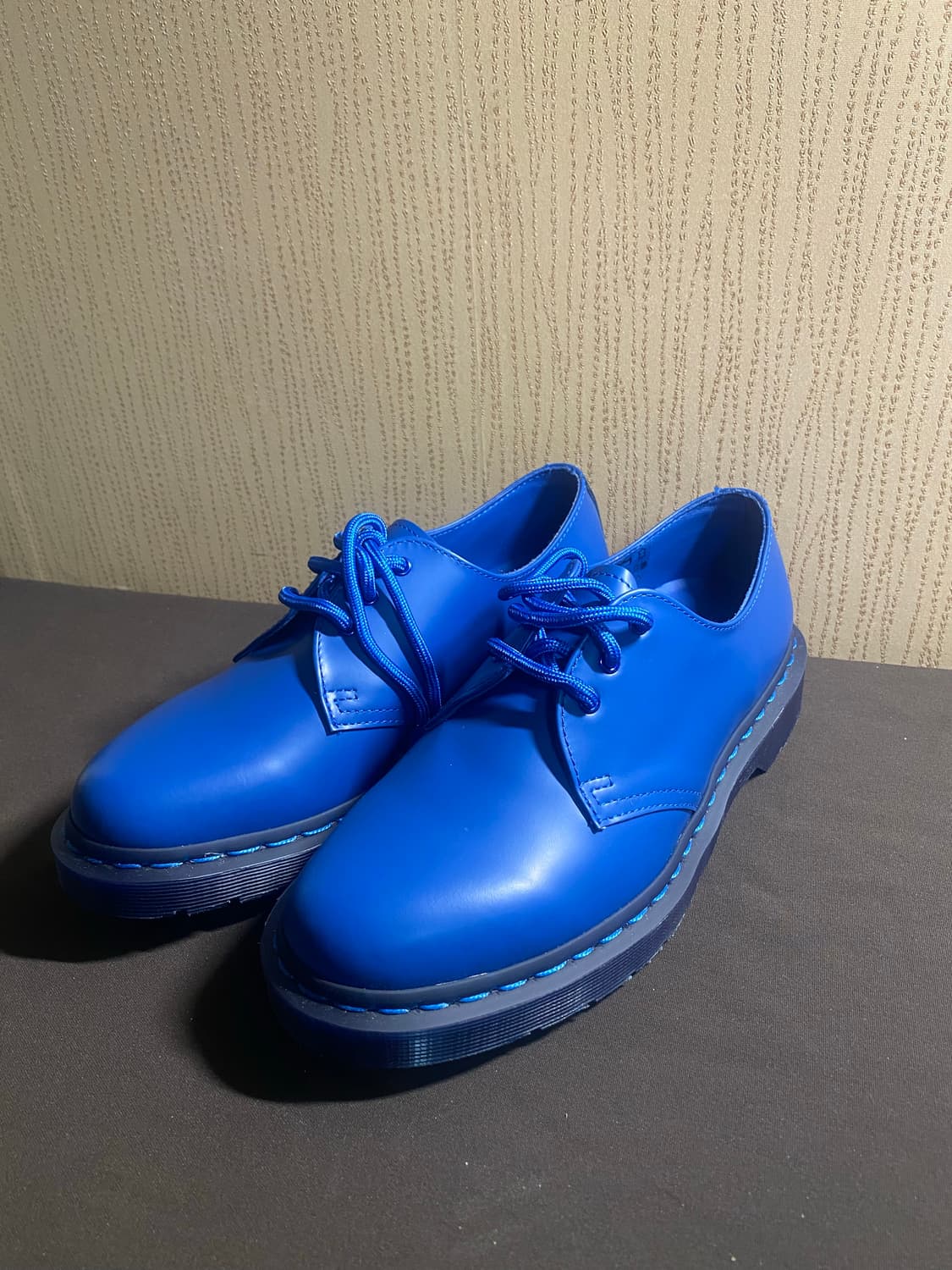 닥터마틴 1461 스무스 블루 3홀 UK6 상품이미지1