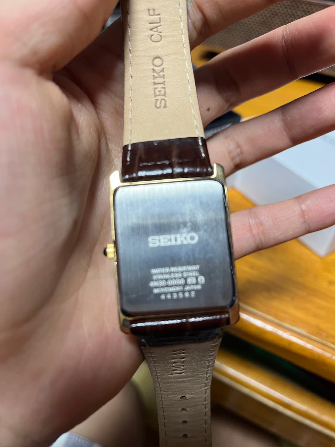 세이코 사각시계 swr064 세르띠에 골드 상품이미지6