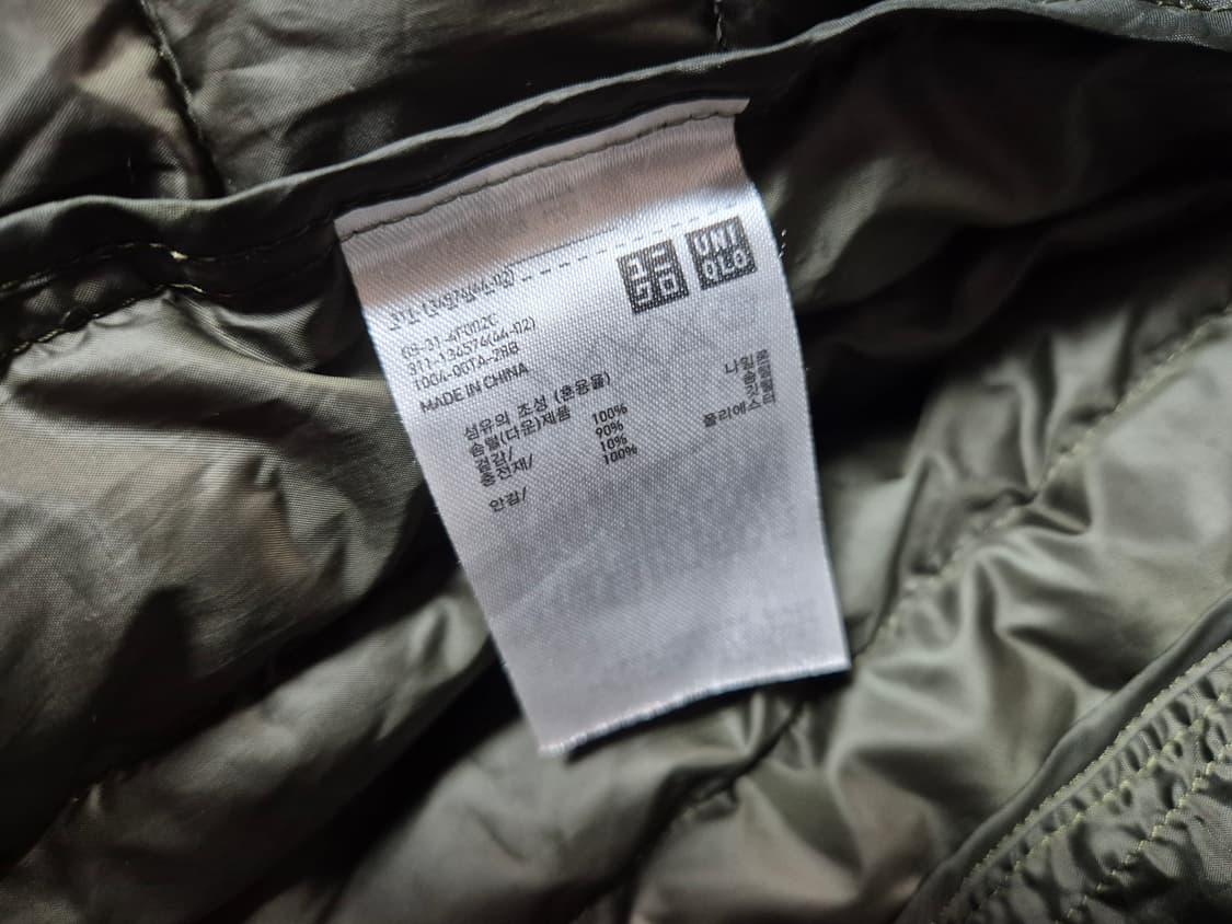 유니클로 남성 카모 경량 패딩 조끼 XL 상품이미지8