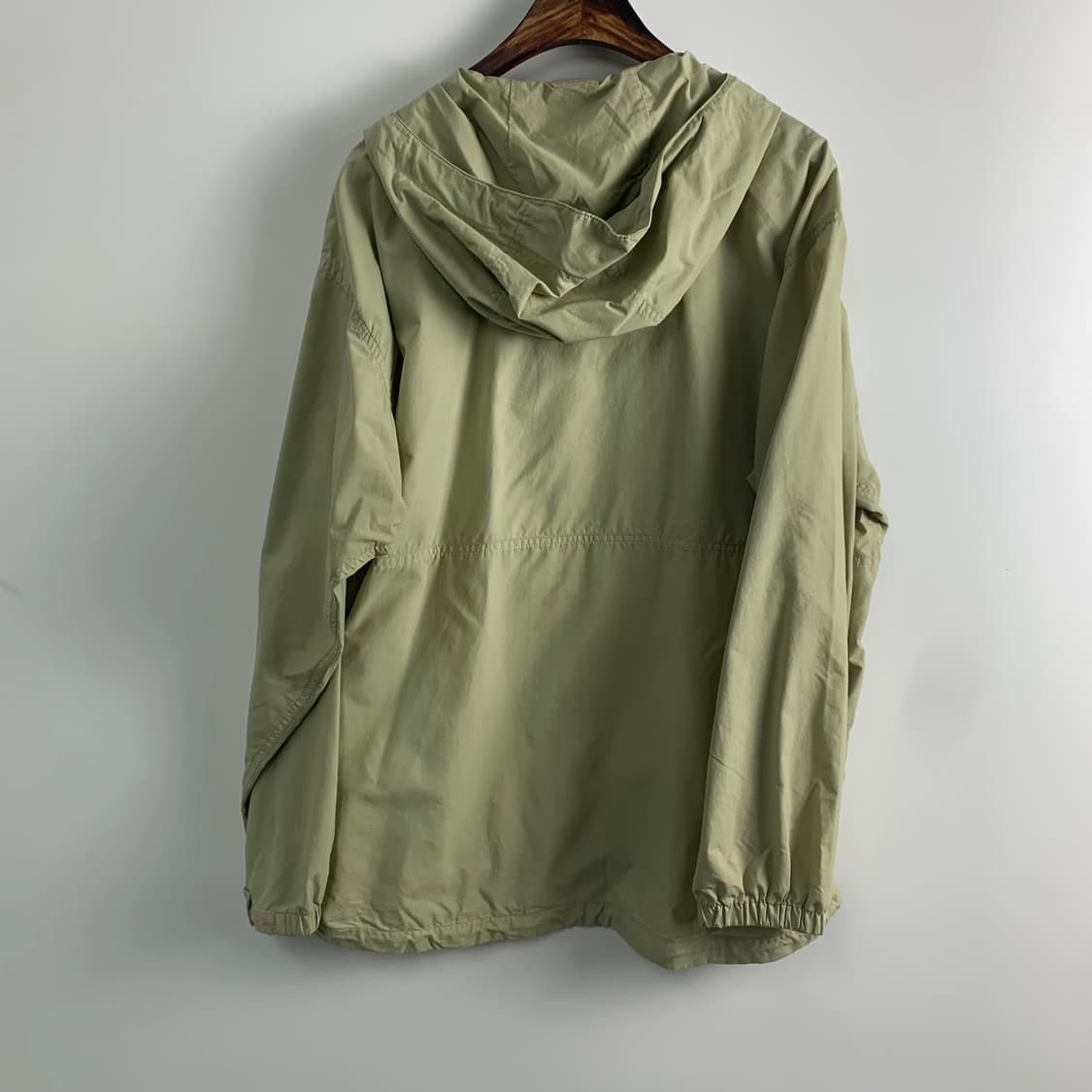 노스페이스 자수로고 나일론 베이지 바람막이 자켓 상품이미지3