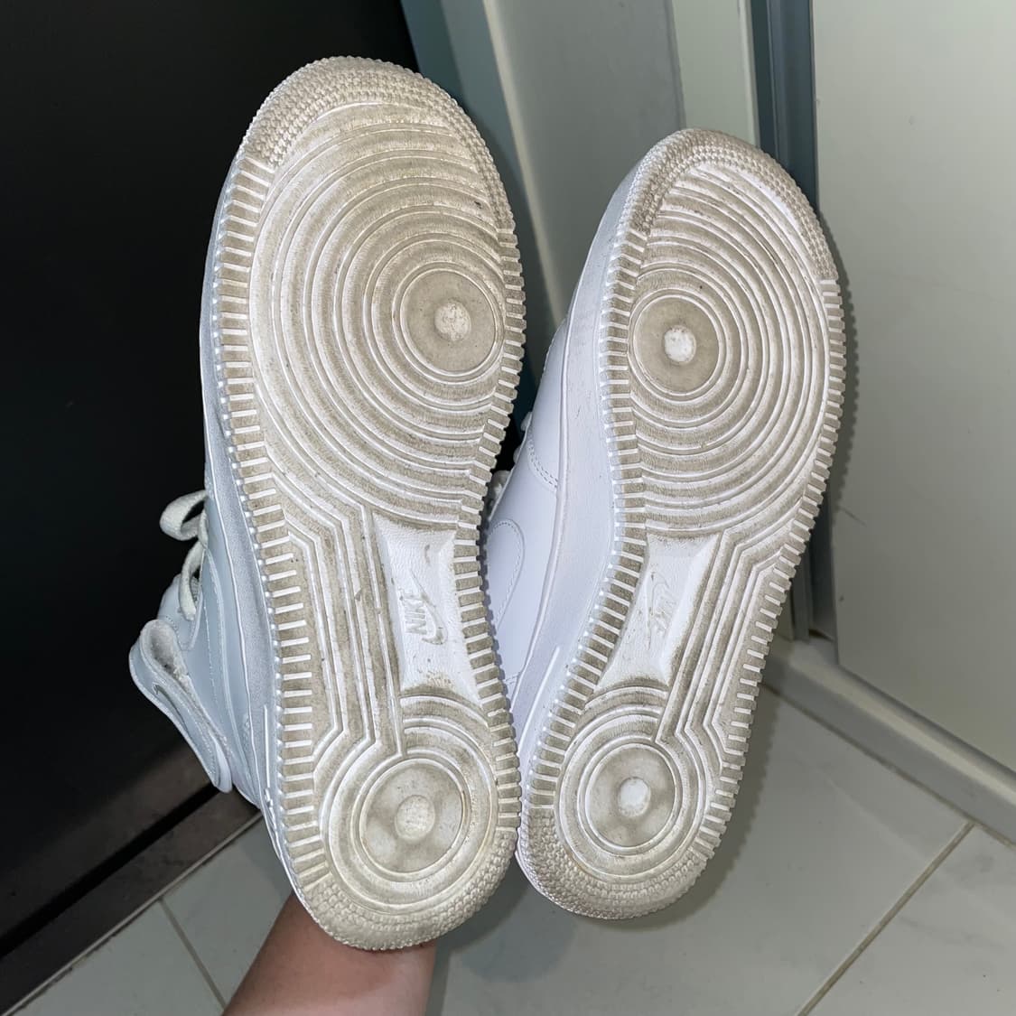 (260)나이키 에어 포스 1 미드 올백 CW2289 상품이미지4