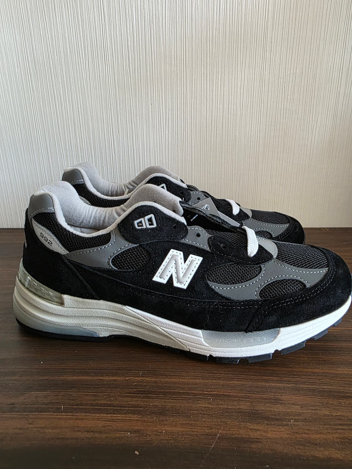 뉴발란스 992 블랙 새제품 260 상품이미지5