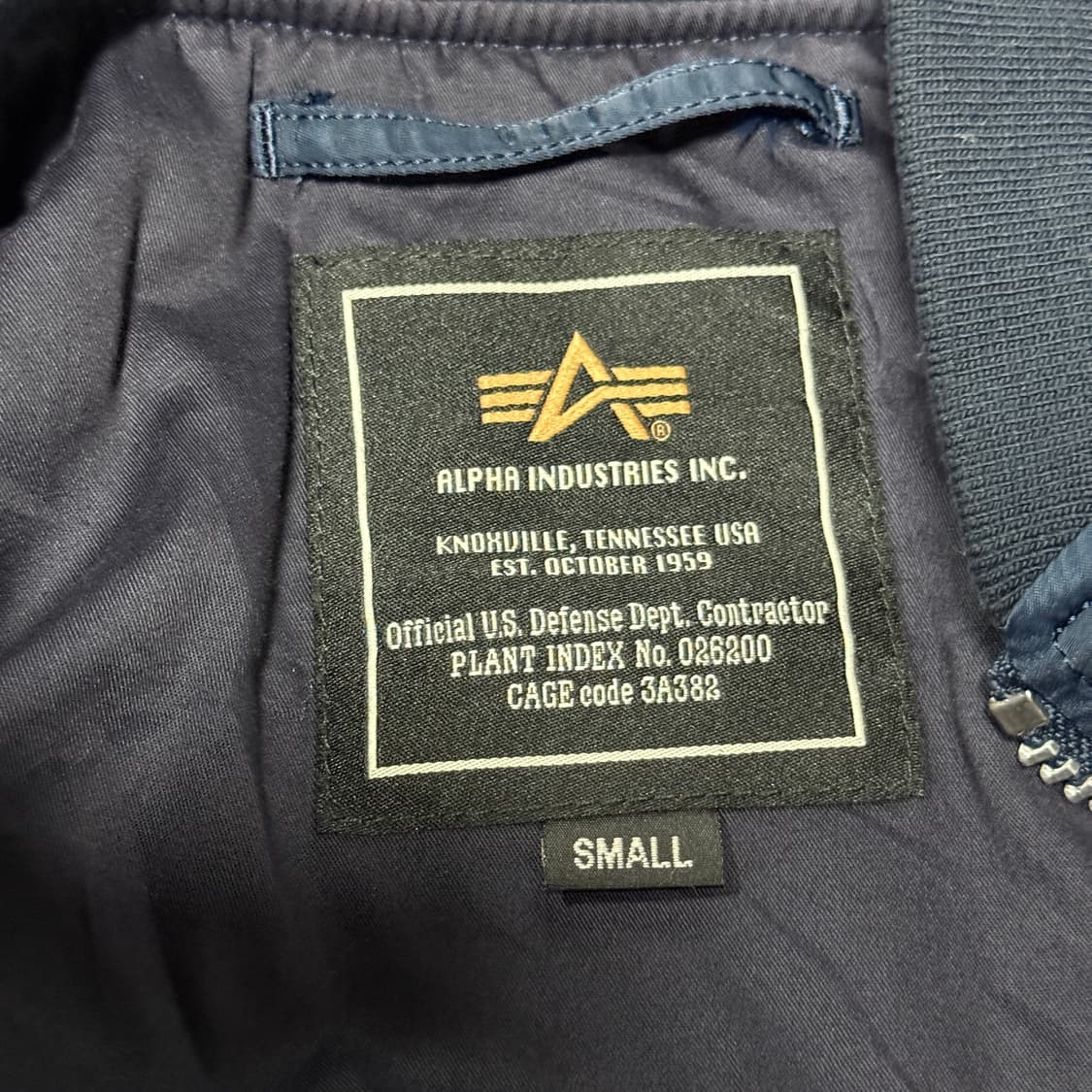 알파인더스트리 ma-1 플라이트 봄버 자켓 네이비 상품이미지5