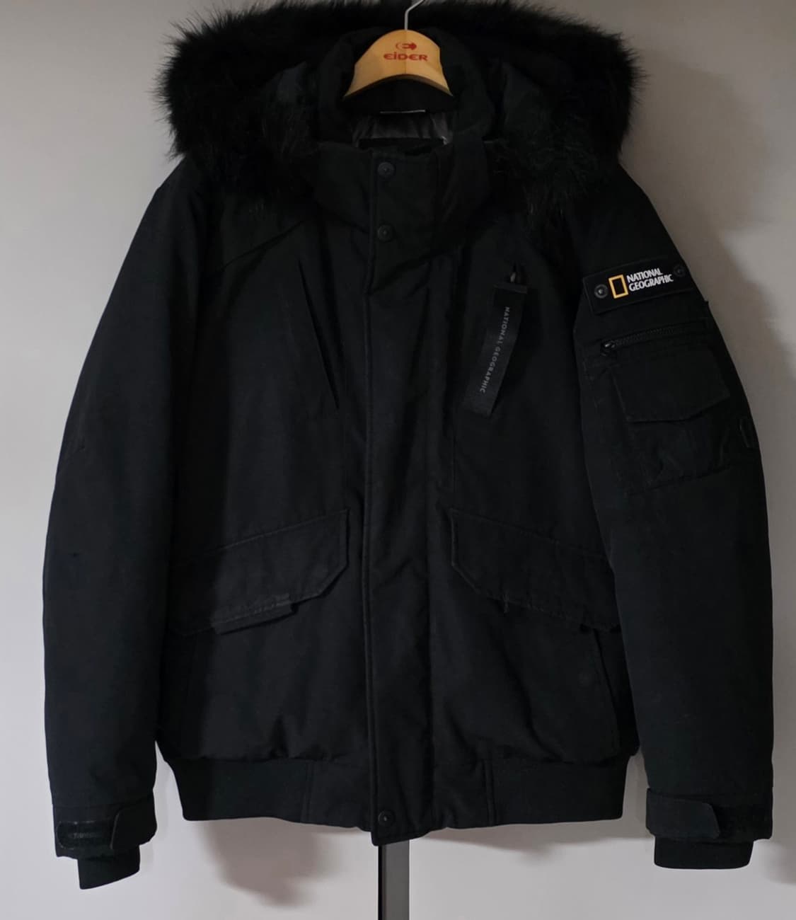 내셔널지오그래픽 타루가 후드 덕다운 숏패딩 싸이즈  105 XL  남자. 상품이미지1