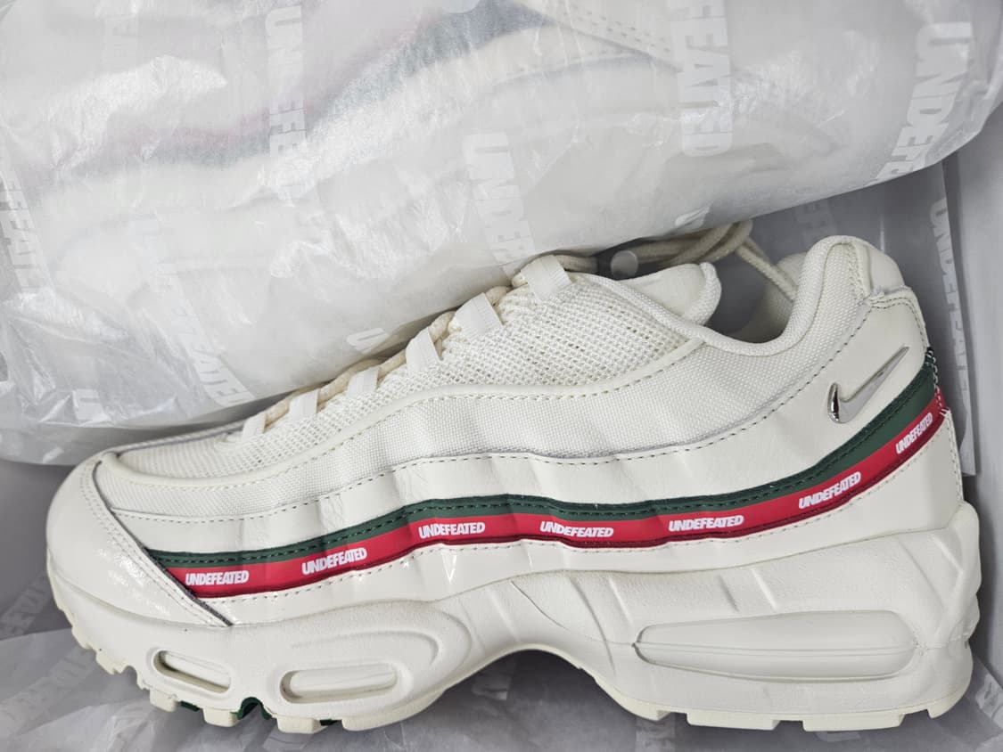 [280] 새 상품 _ 나이키 x 언디핏 에어맥스 95 화이트 상품이미지2