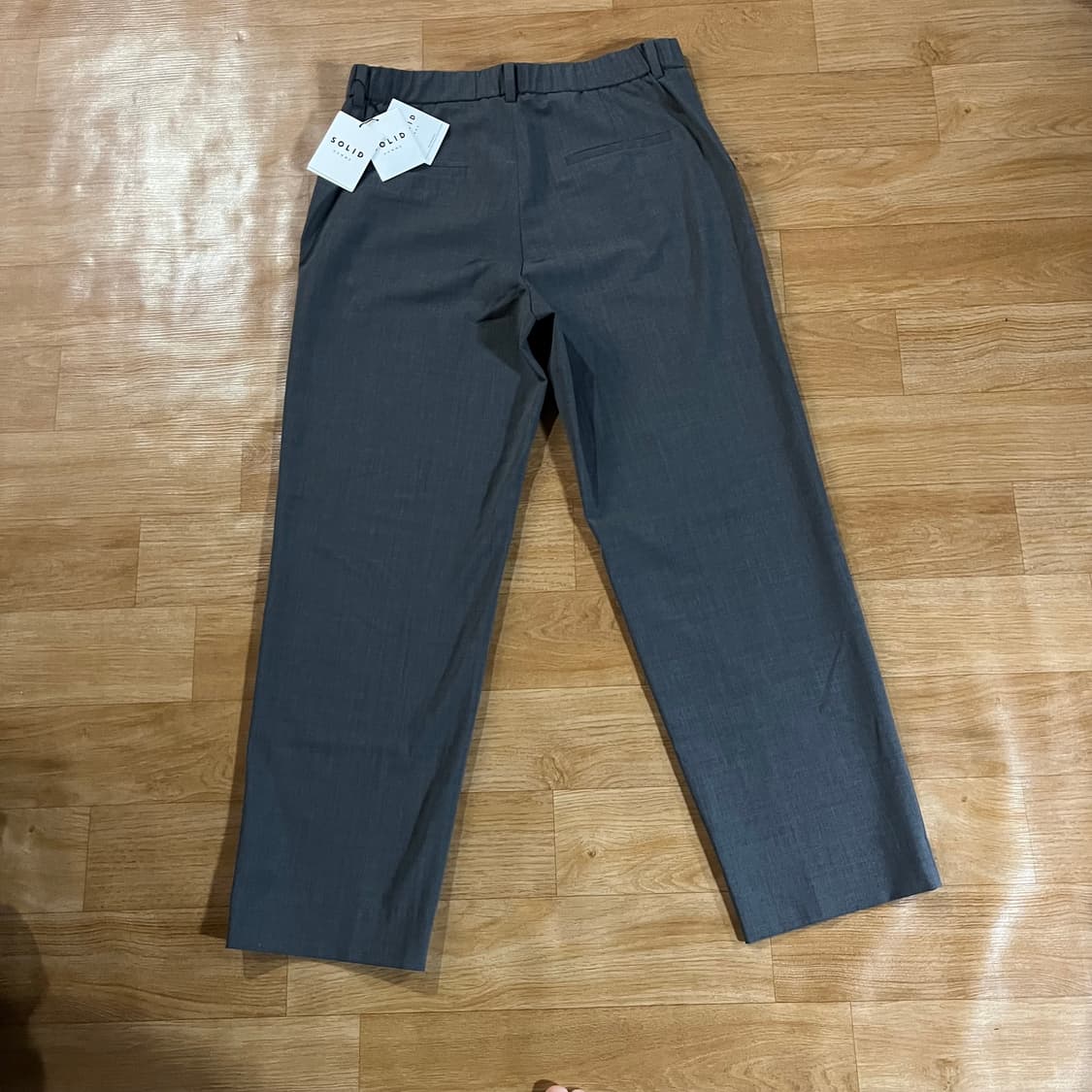 [35-37] (새상품) 솔리드옴므 26ss 밴딩 세미와이드 슬랙스 상품이미지4