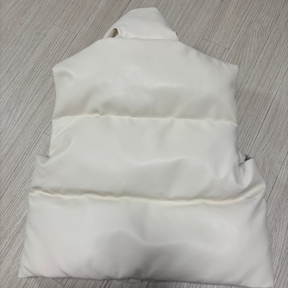 페일제이드 레더 베스트 푸퍼 자켓 아이보리 패딩 조끼 상품이미지3