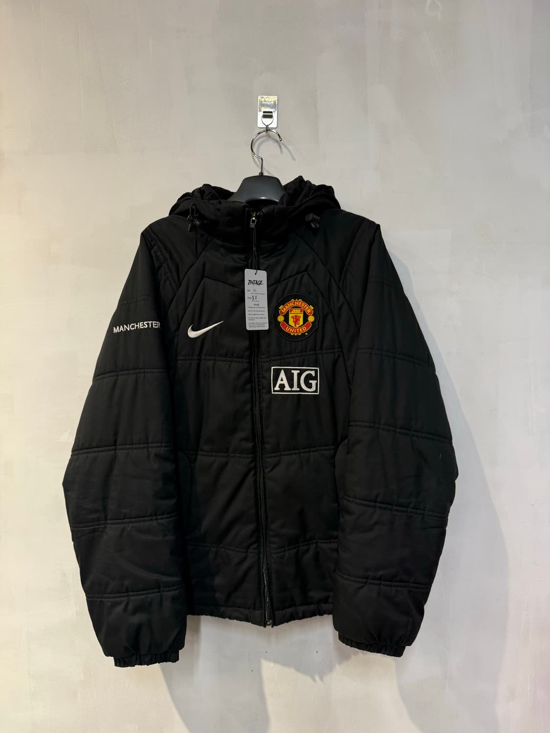 나이키 맨유 블랙 패딩 상품이미지1