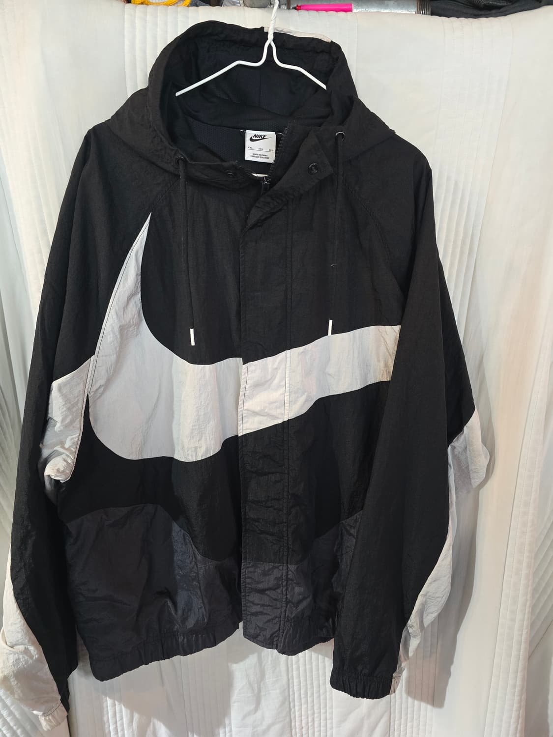 나이키 빅스우시 바람막이 블랙 상품이미지2