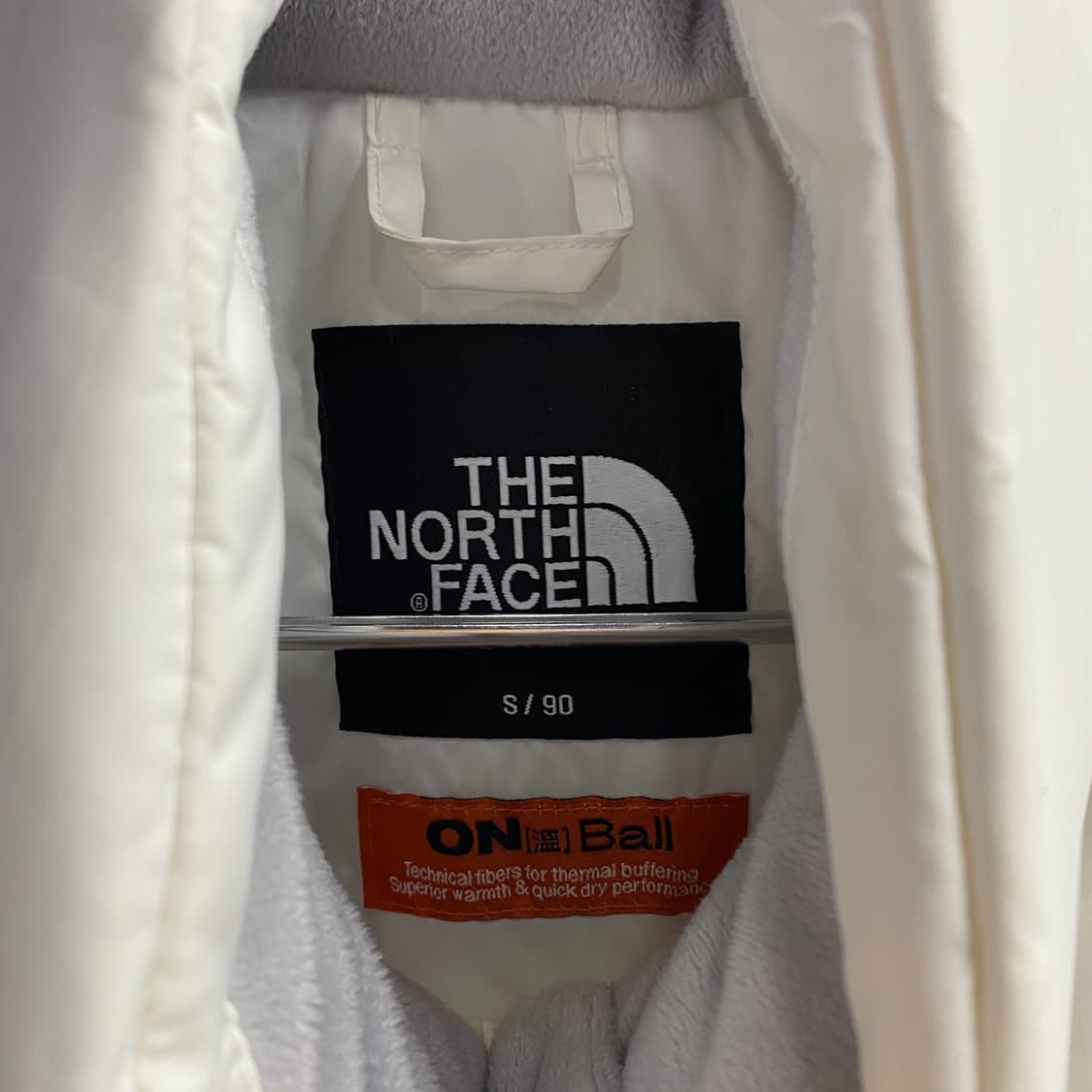 노스페이스 온볼 화이트 스트링 패딩 b3383 상품이미지3