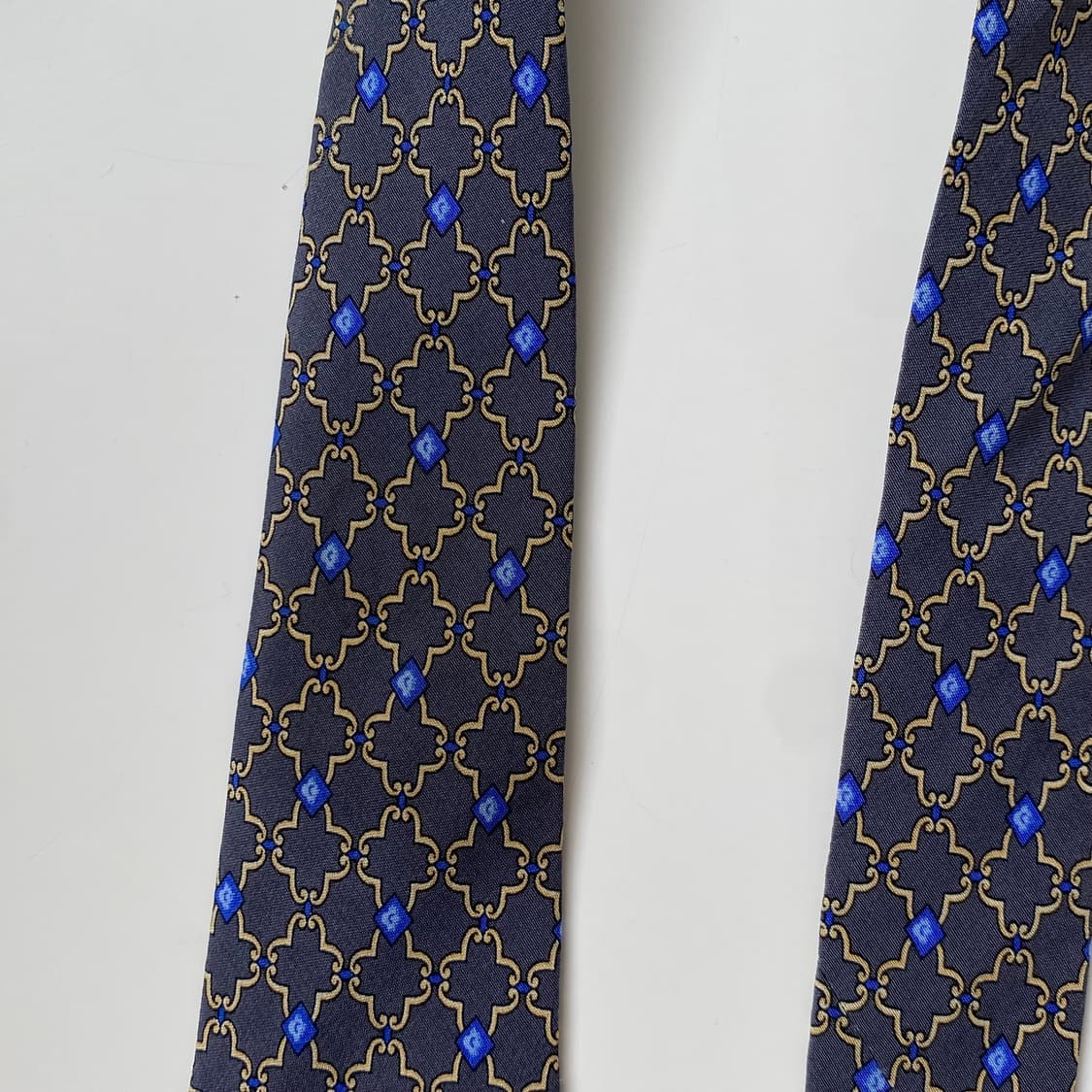 끌로에(chloe) 명품 정품 넥타이 상품이미지10