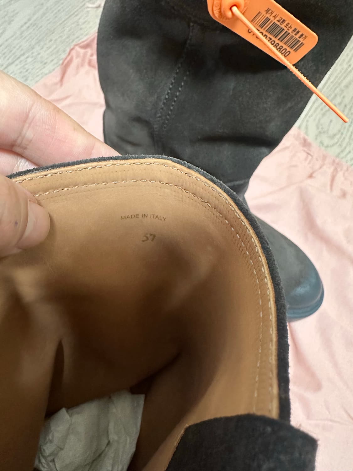 미우미우 스웨이드 부츠 (미착용) 상품이미지5