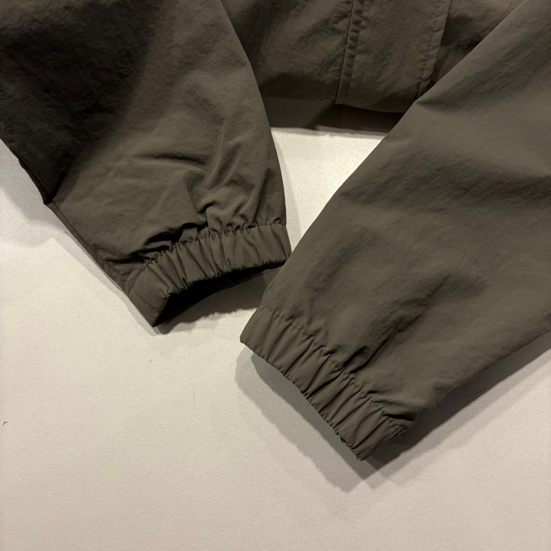 [85] 스노우피크 포켓 후드 바람막이 자켓 카키 D209 상품이미지8