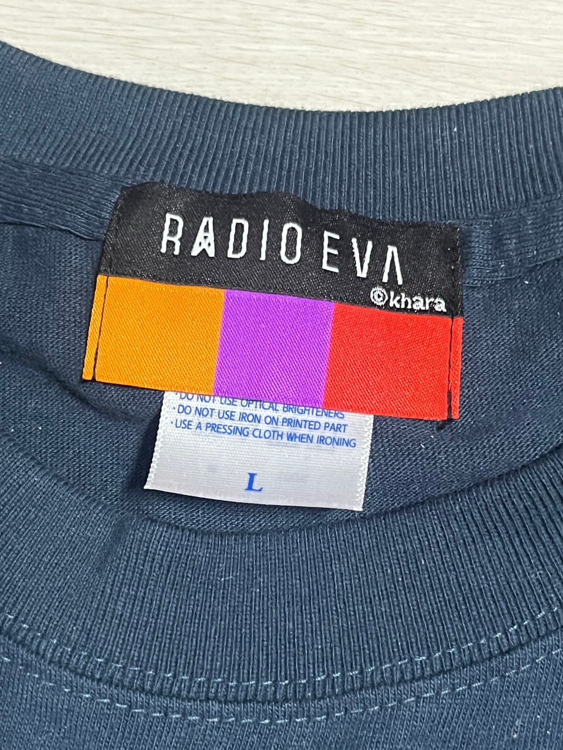 에반게리온 타이포 티셔츠 네이비 L 상품이미지3