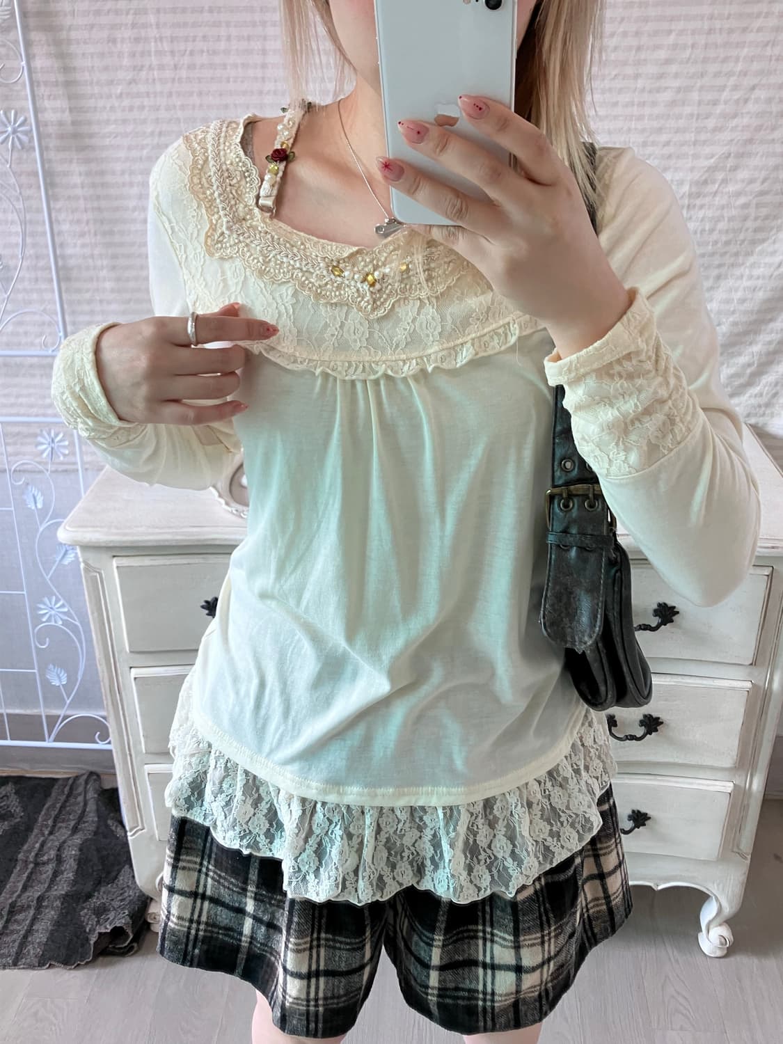 Axes femme 레이스 로즈 앤티크 롱슬리브 상품이미지2