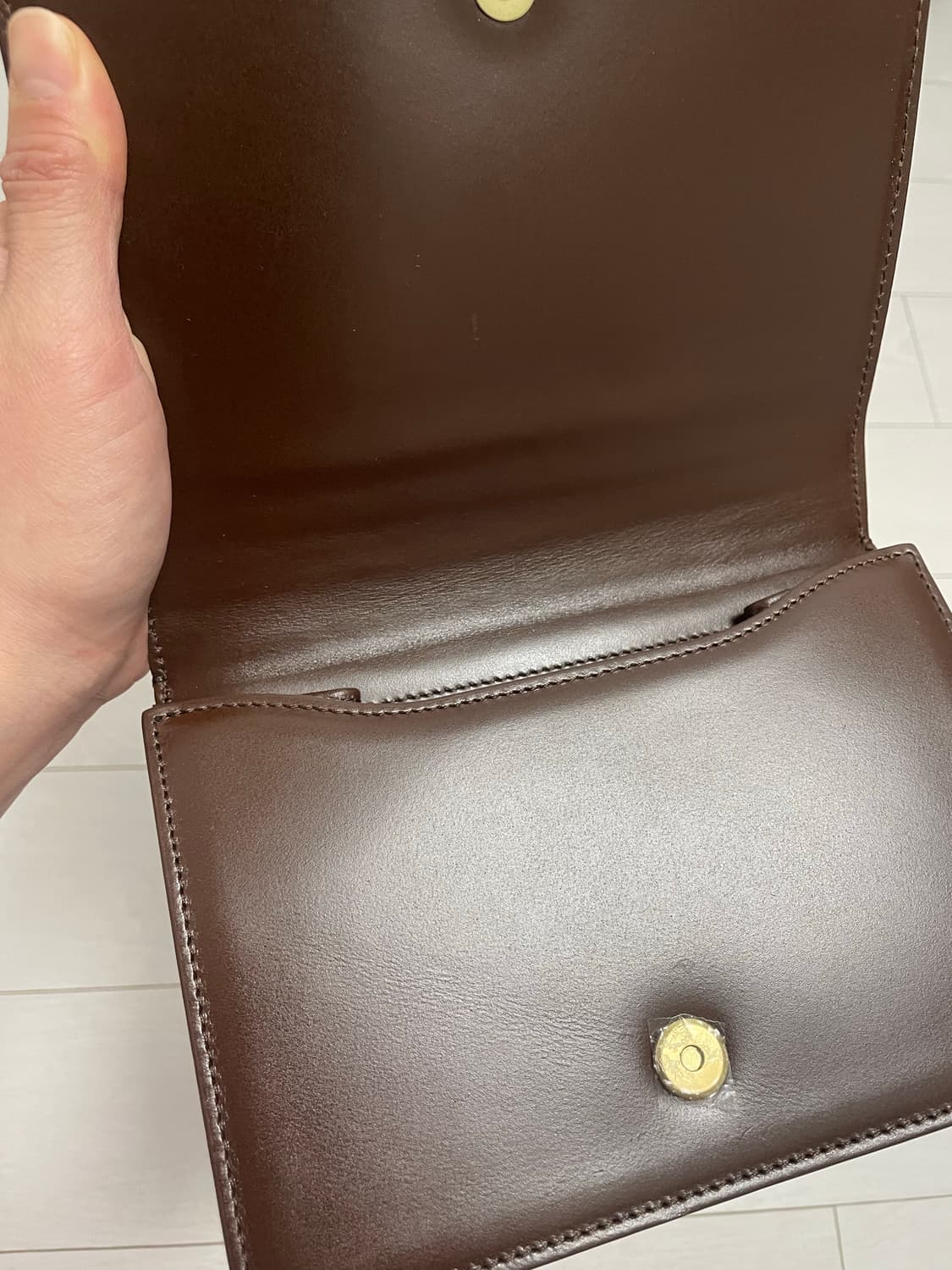 투티에 포멜 미니백 브라운 상품이미지7